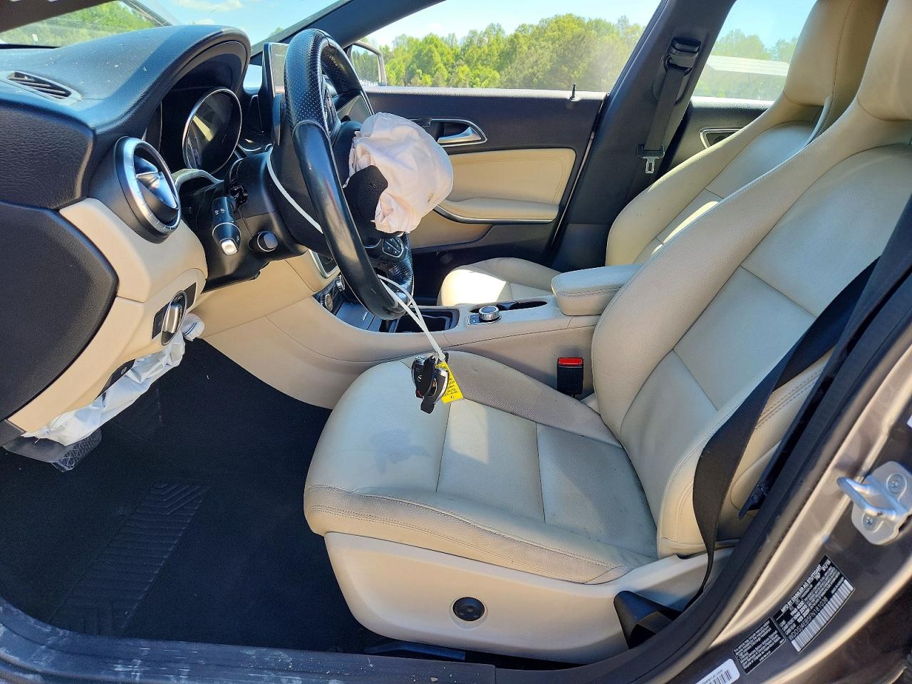 2015 Mercedes-benz Cla 250 Gray vin: WDDSJ4EB5FN181038