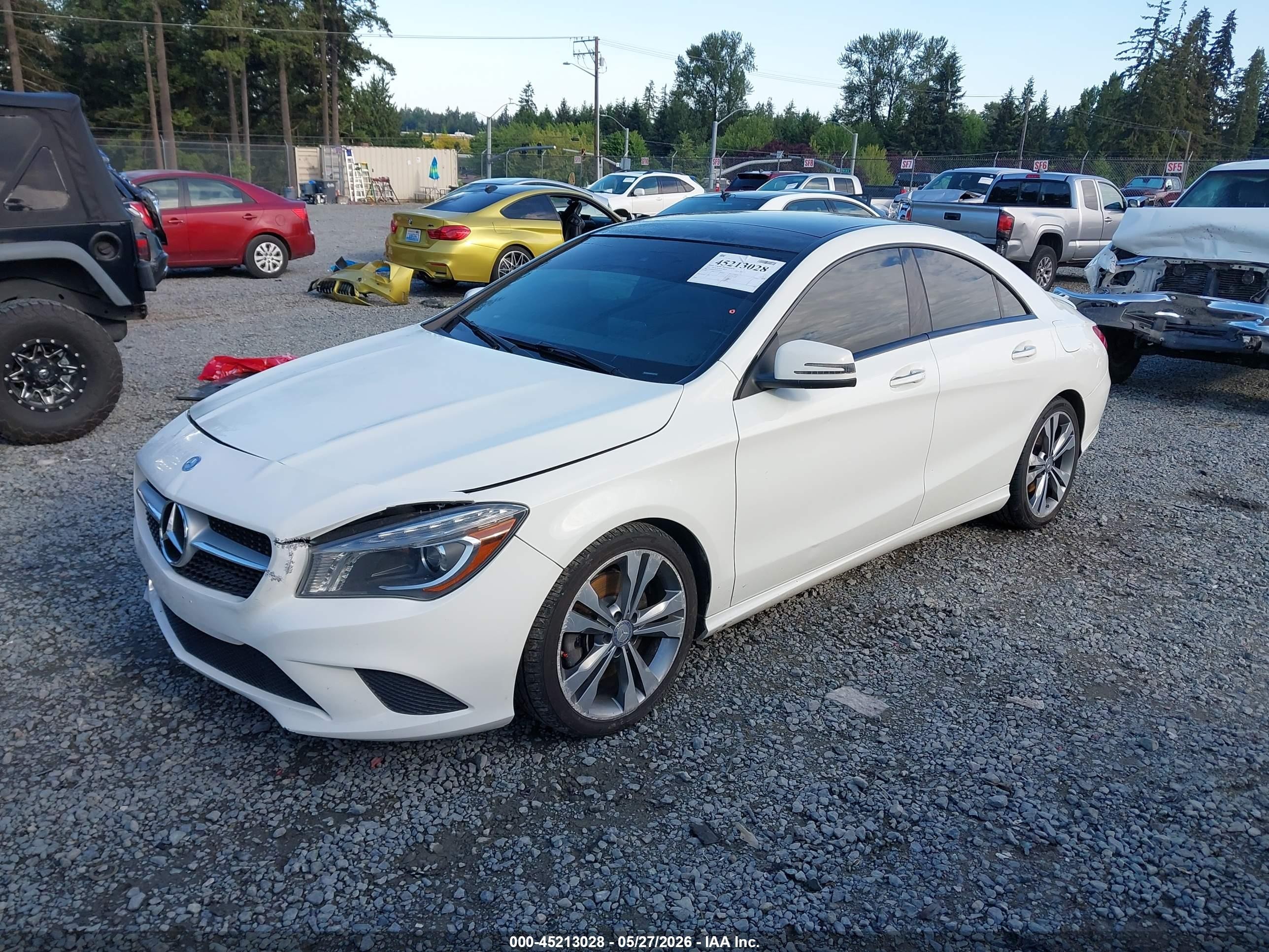 2015 Mercedes-benz Cla 250   White vin: WDDSJ4EB5FN220193