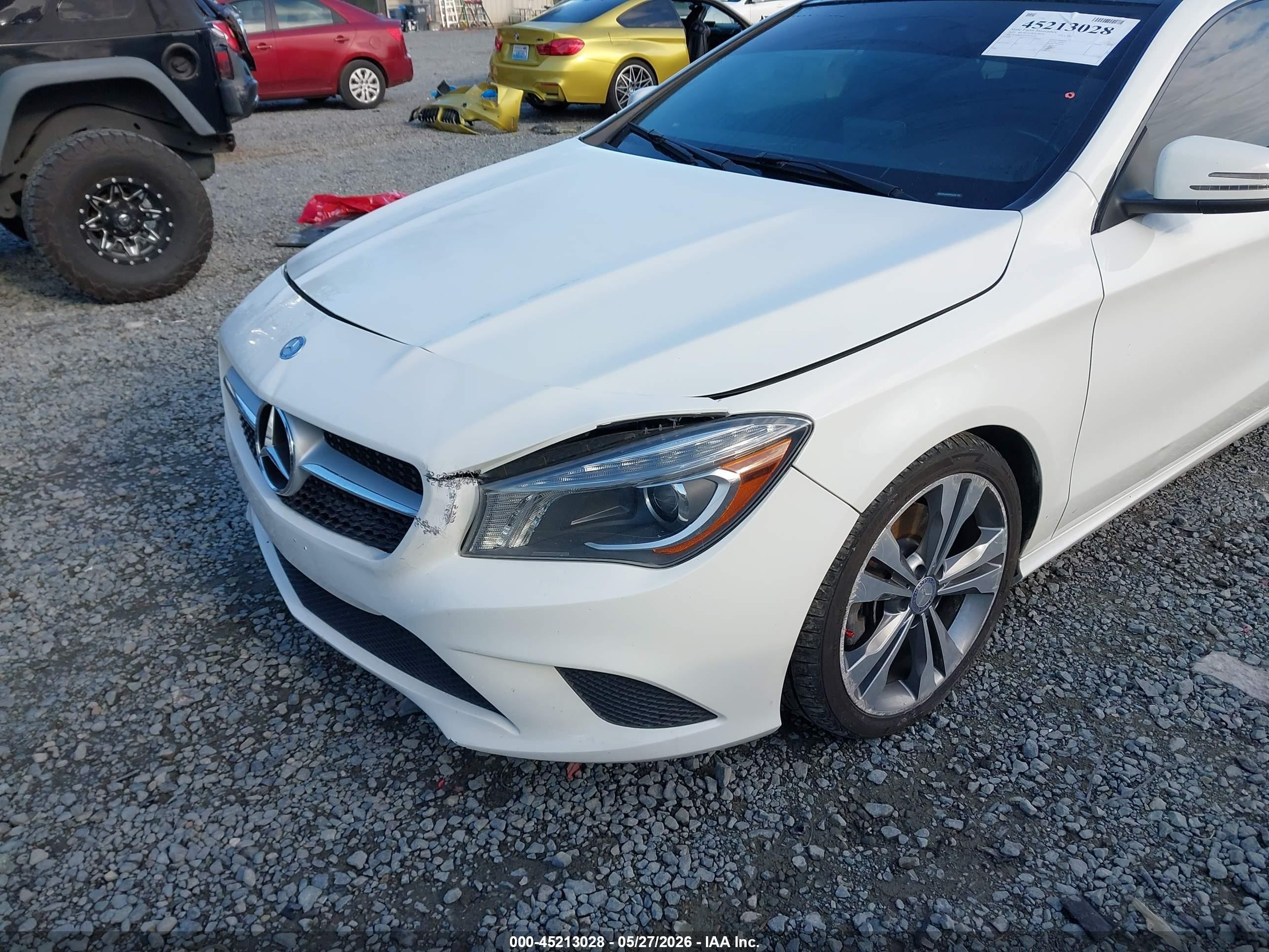 2015 Mercedes-benz Cla 250   White vin: WDDSJ4EB5FN220193