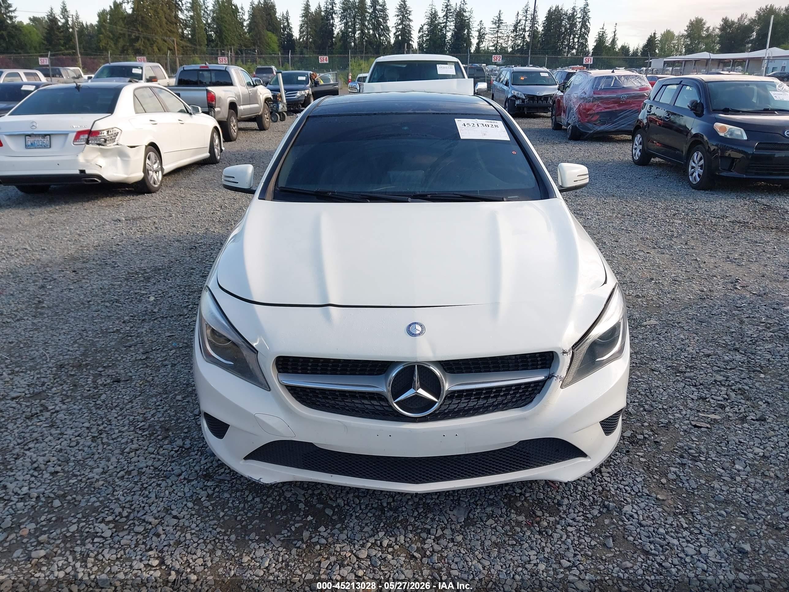 2015 Mercedes-benz Cla 250   White vin: WDDSJ4EB5FN220193