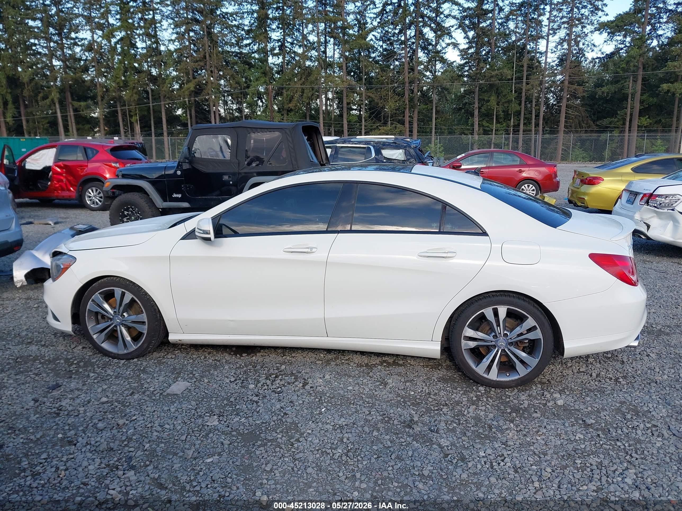 2015 Mercedes-benz Cla 250   White vin: WDDSJ4EB5FN220193