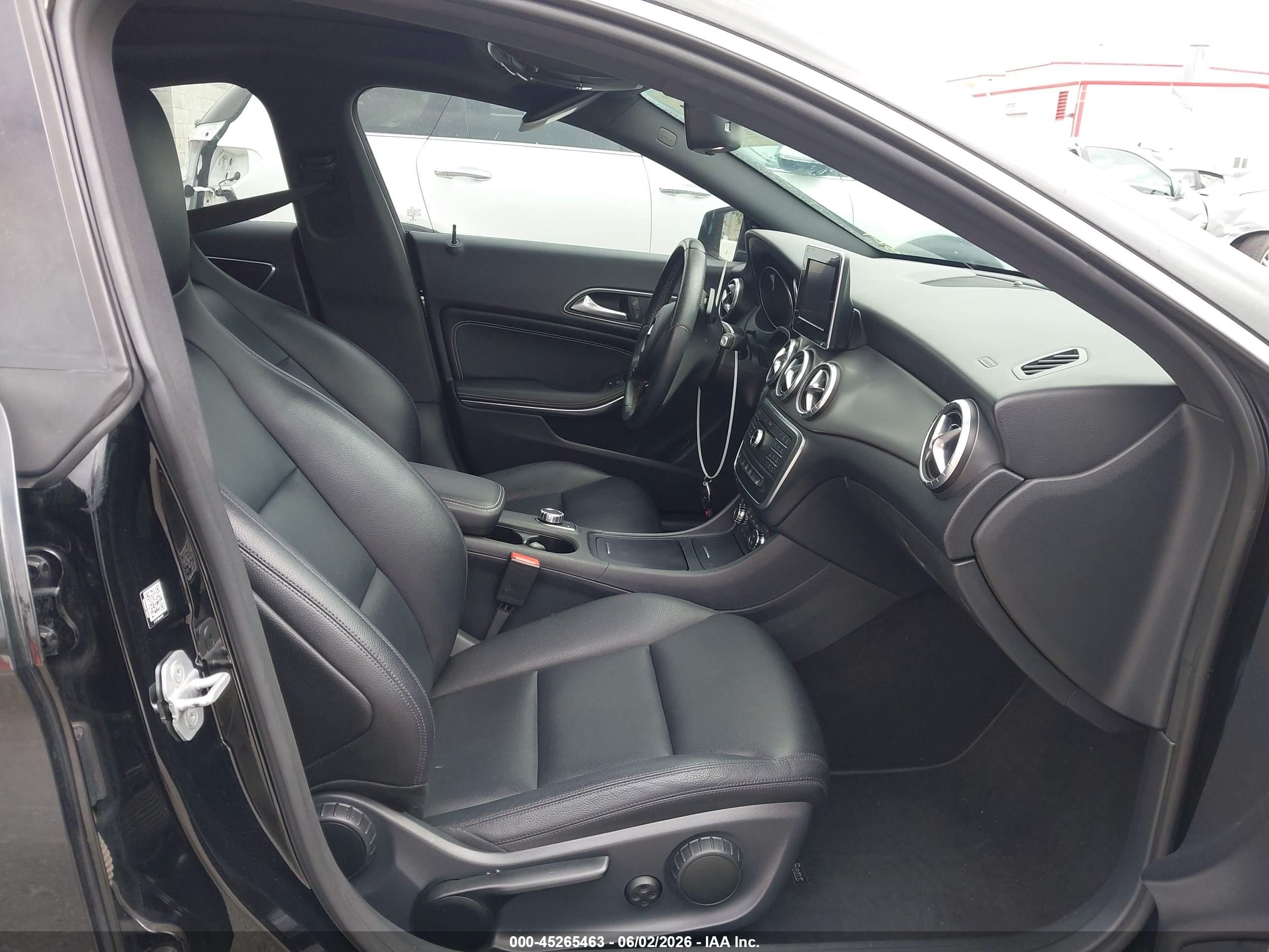 2015 Mercedes-benz Cla 250 Black vin: WDDSJ4EB5FN277851