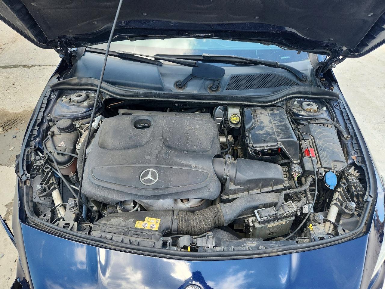 2018 Mercedes-benz Cla 250 Blue vin: WDDSJ4EB5JN532619