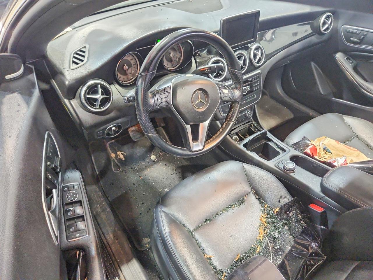 2014 Mercedes-benz Cla 250 Black vin: WDDSJ4EB6EN031048