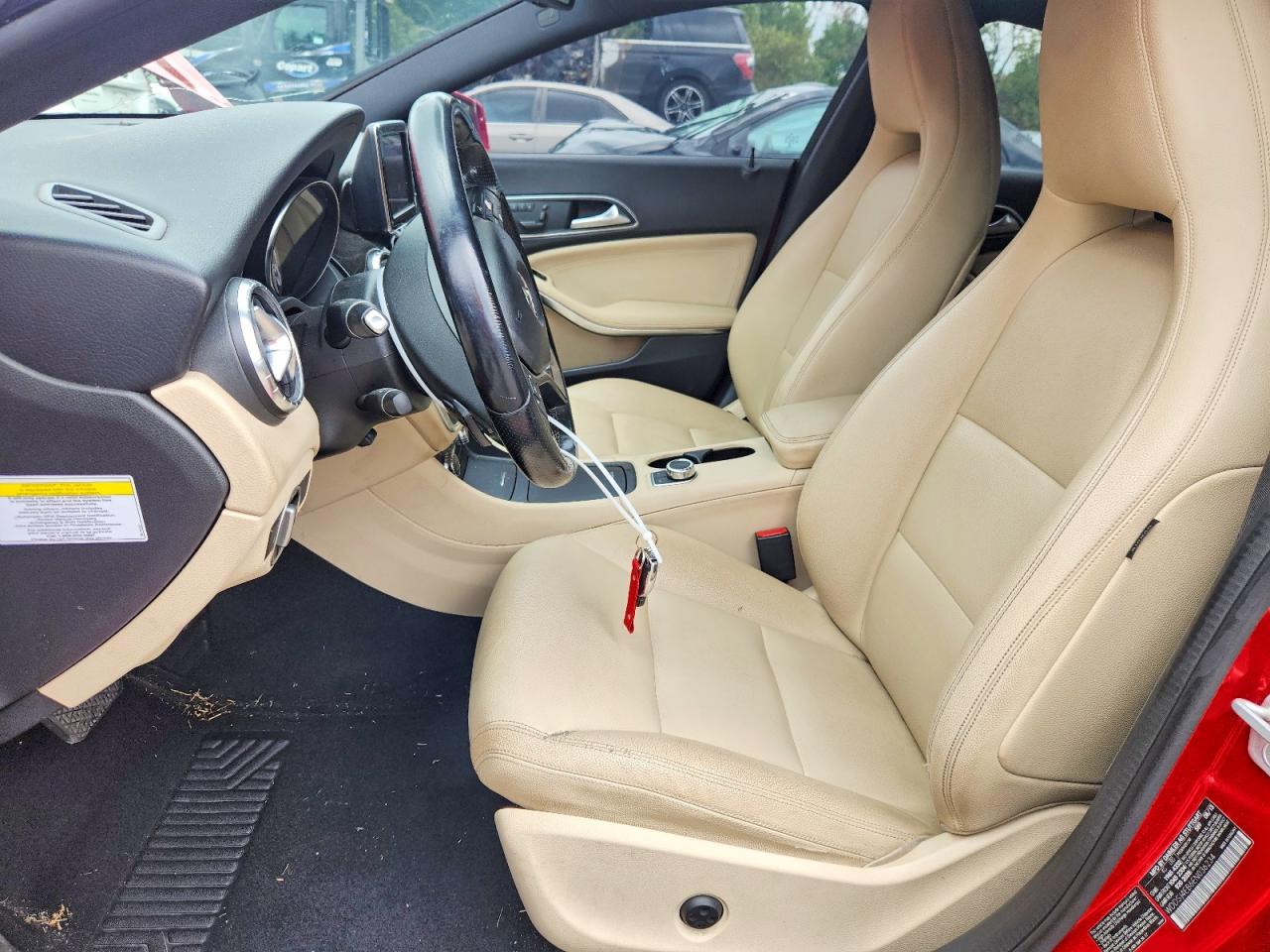 2014 Mercedes-benz Cla 250 Red vin: WDDSJ4EB6EN036234