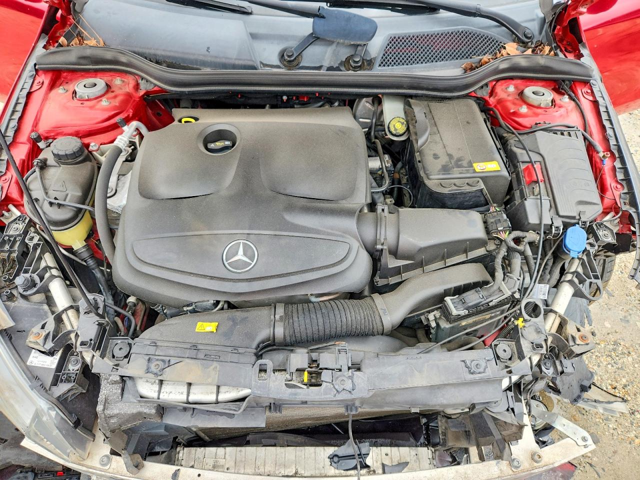 2014 Mercedes-benz Cla 250 Red vin: WDDSJ4EB6EN036234