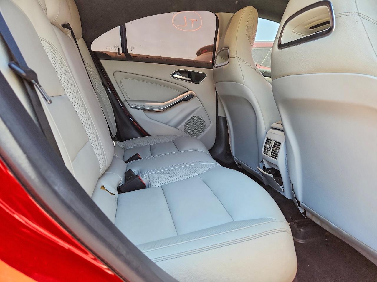 2014 Mercedes-benz Cla 250 Red vin: WDDSJ4EB6EN037237