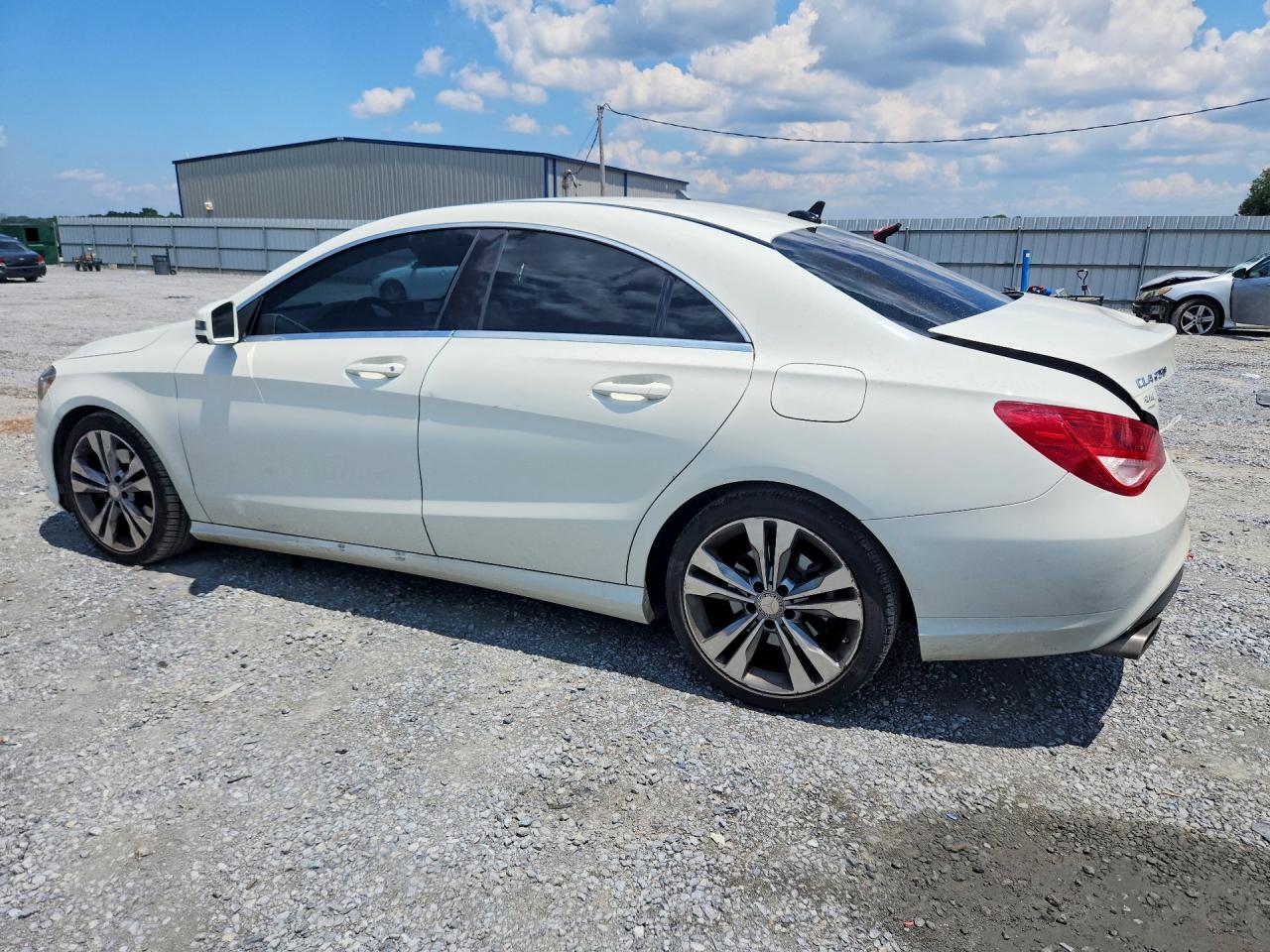 2014 Mercedes-benz Cla 250 White vin: WDDSJ4EB6EN038128