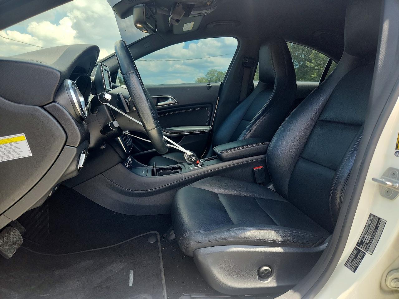 2014 Mercedes-benz Cla 250 White vin: WDDSJ4EB6EN038128
