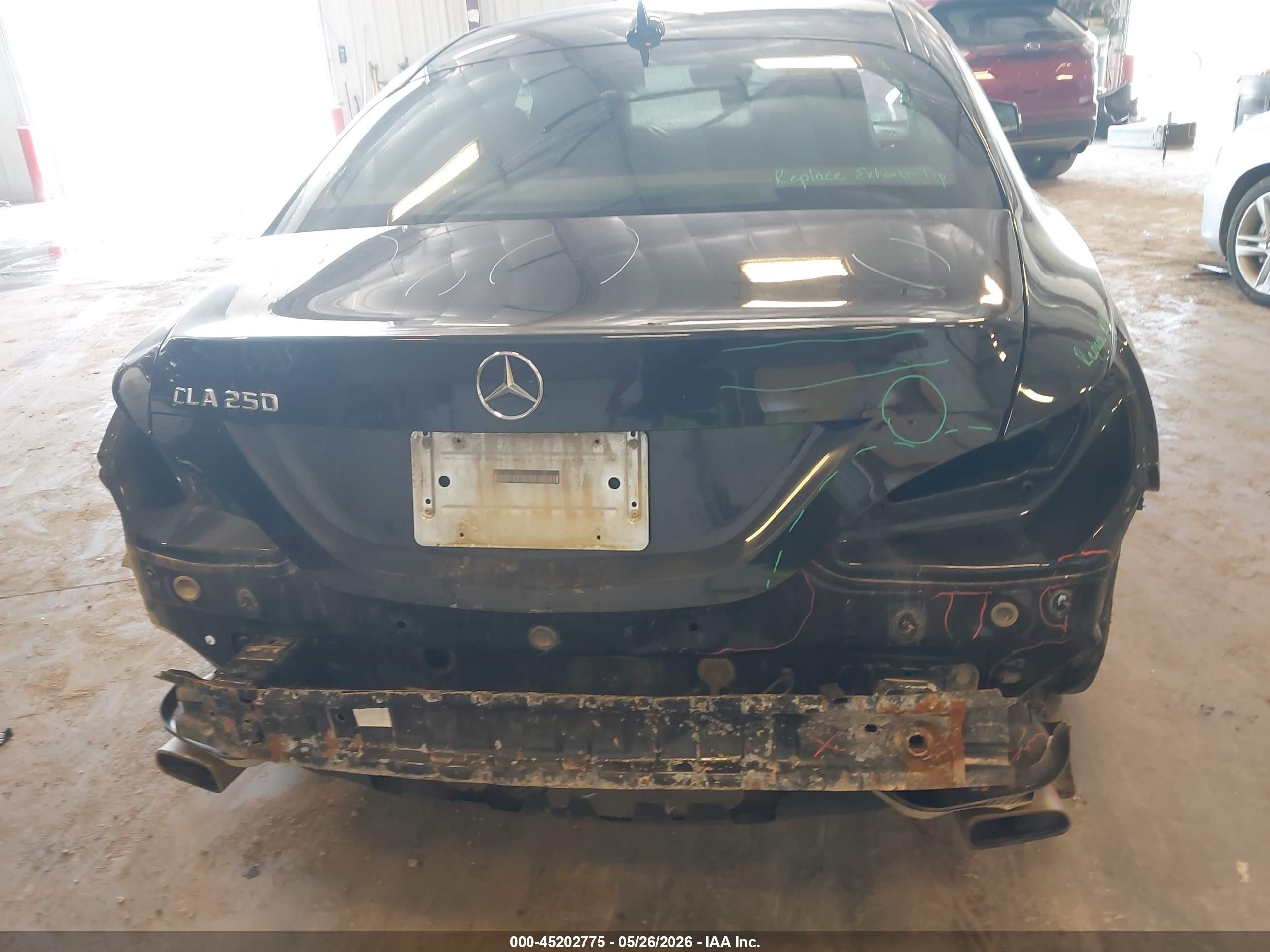 2014 Mercedes-benz Cla 250   Black vin: WDDSJ4EB6EN038890