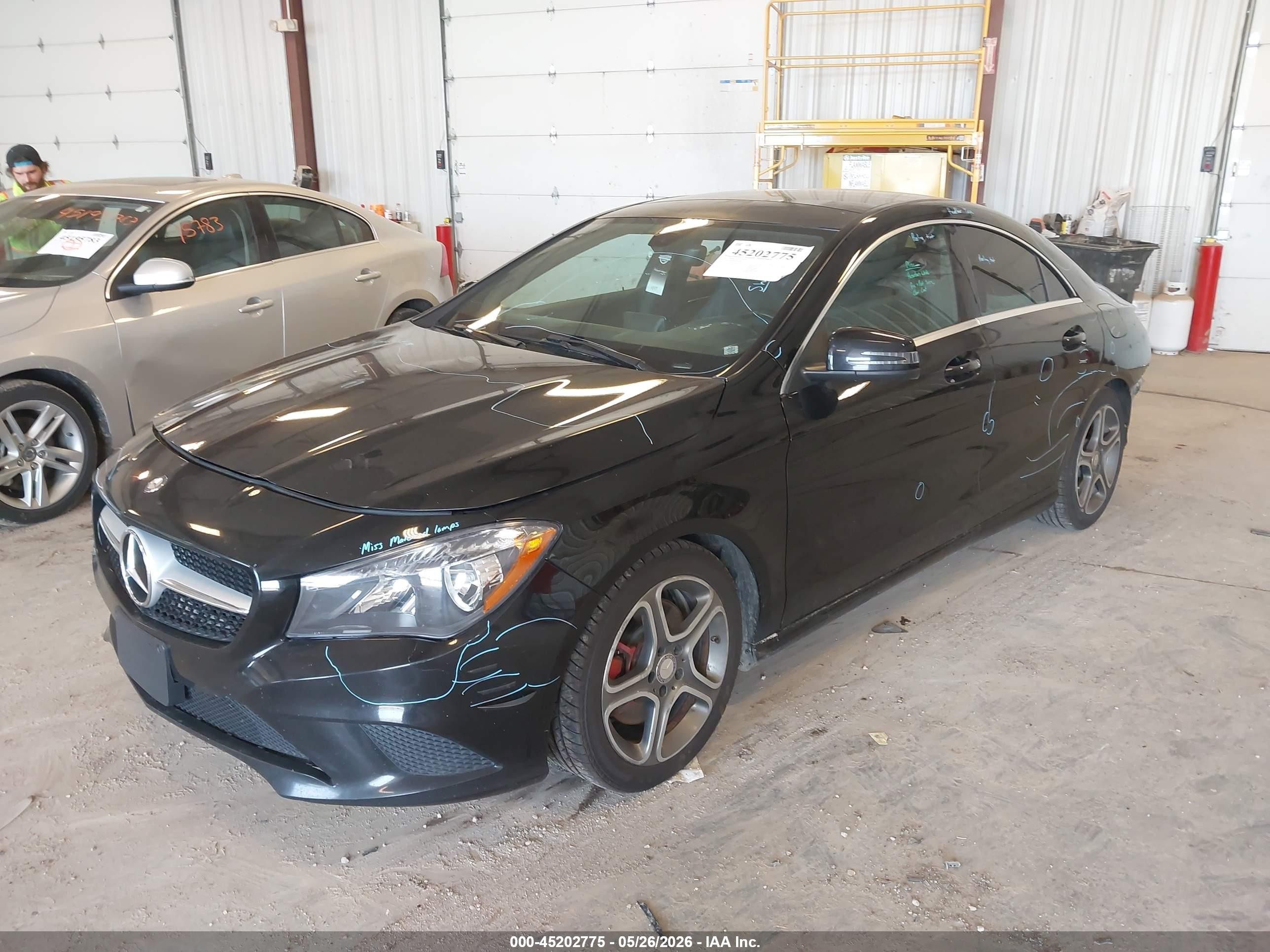 2014 Mercedes-benz Cla 250   Black vin: WDDSJ4EB6EN038890
