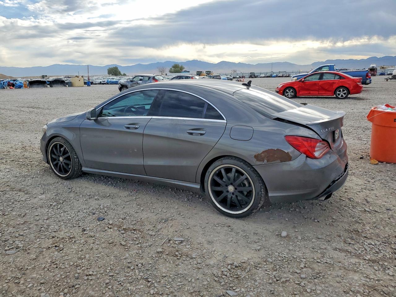 2014 Mercedes-benz Cla 250 Charcoal vin: WDDSJ4EB6EN047881