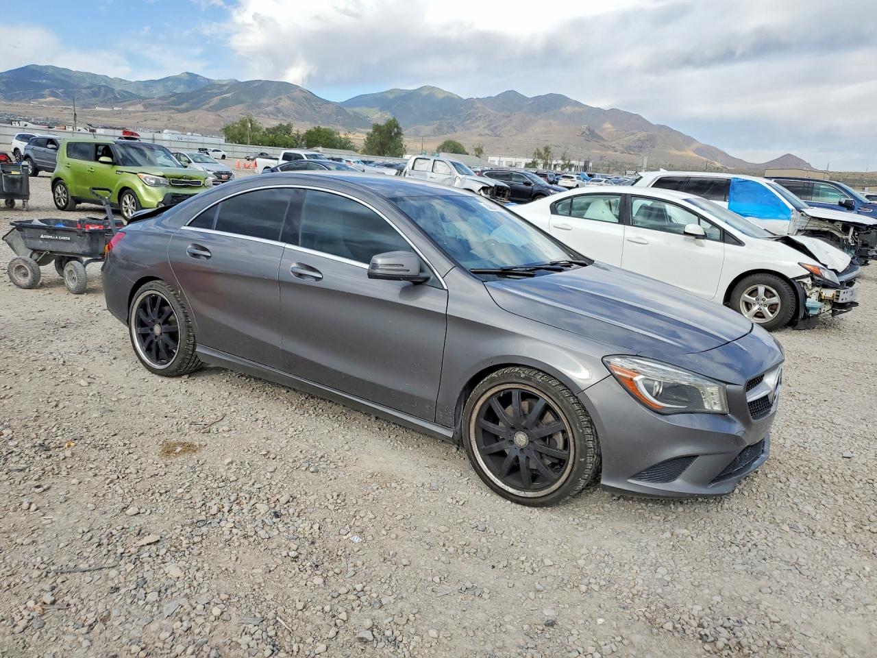 2014 Mercedes-benz Cla 250 Charcoal vin: WDDSJ4EB6EN047881