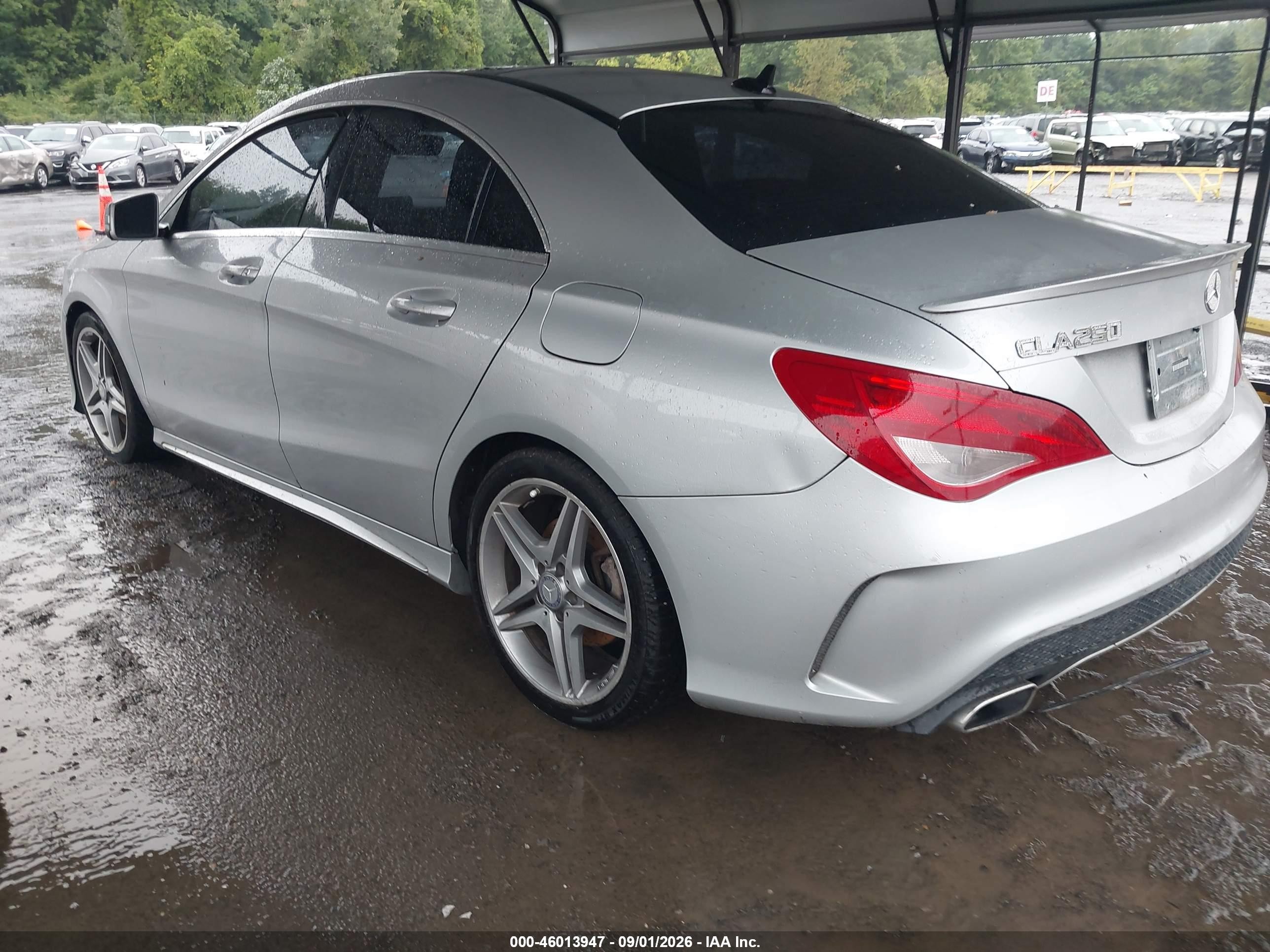 2014 Mercedes-benz Cla 250   Silver vin: WDDSJ4EB6EN049159