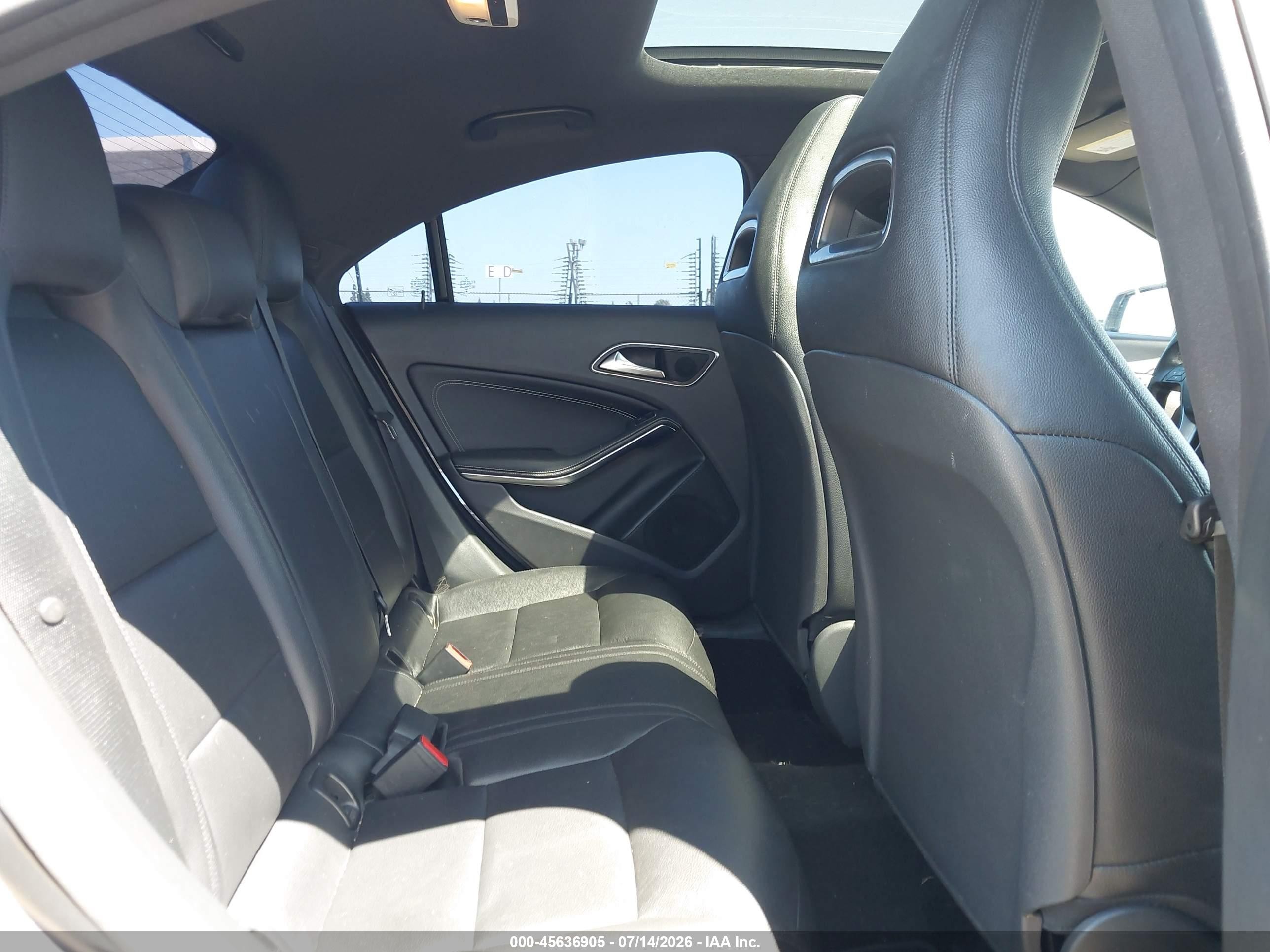 2014 Mercedes-benz Cla 250   Gray vin: WDDSJ4EB6EN057388