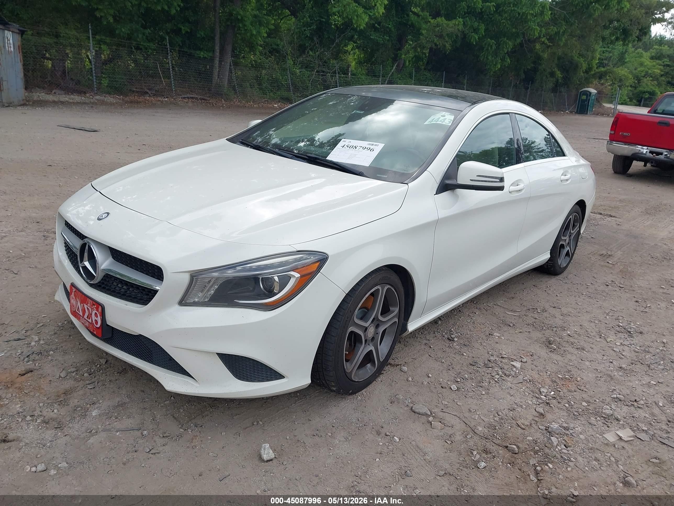 2014 Mercedes-benz Cla 250   White vin: WDDSJ4EB6EN114818