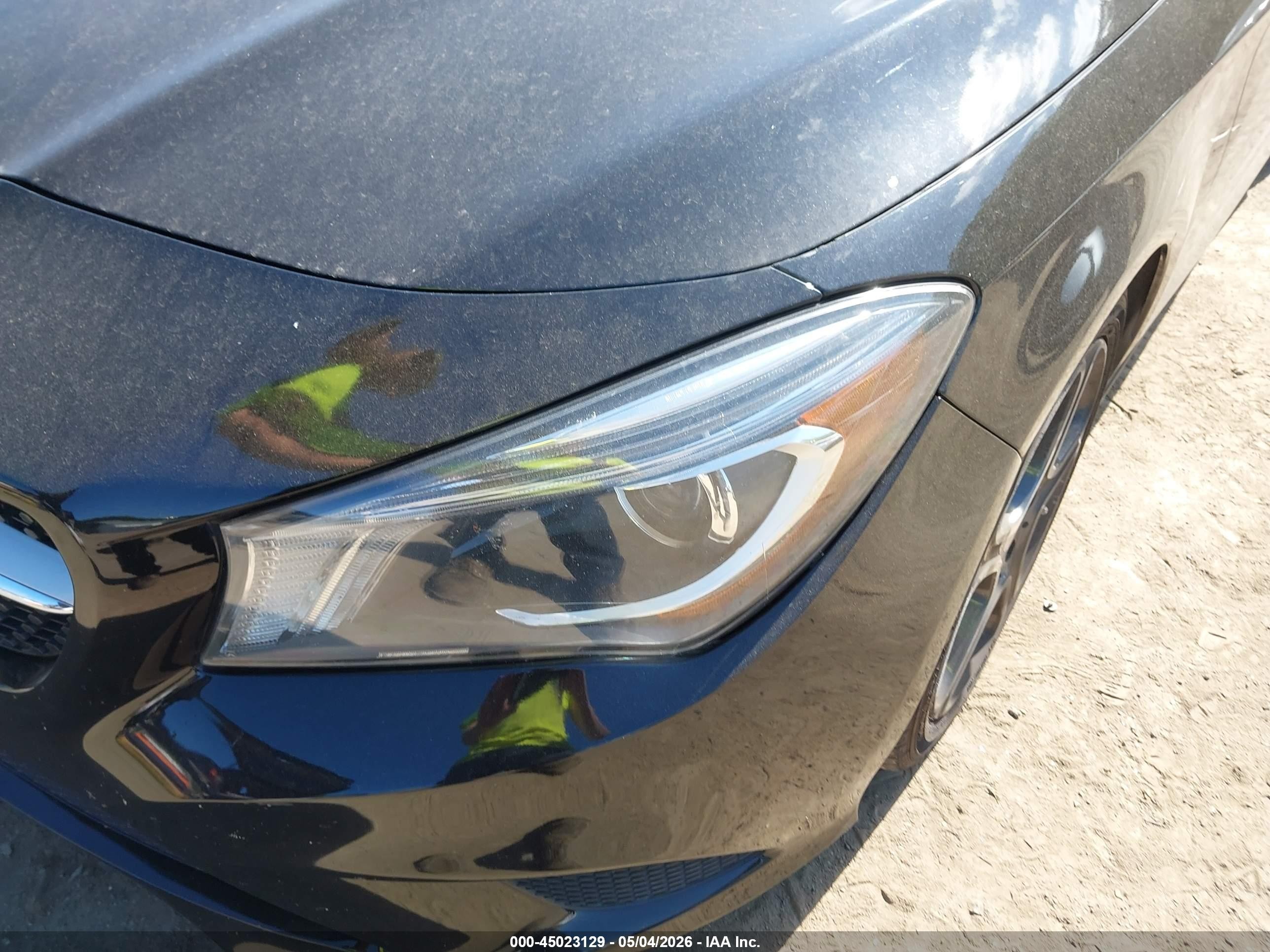 2014 Mercedes-benz Cla 250   Black vin: WDDSJ4EB6EN153196