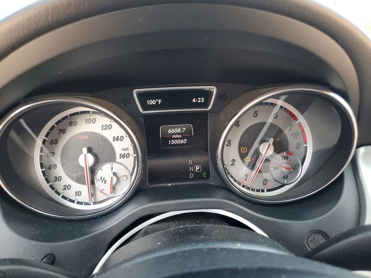 2015 Mercedes-benz Cla 250 Серебряный vin: WDDSJ4EB6FN182733