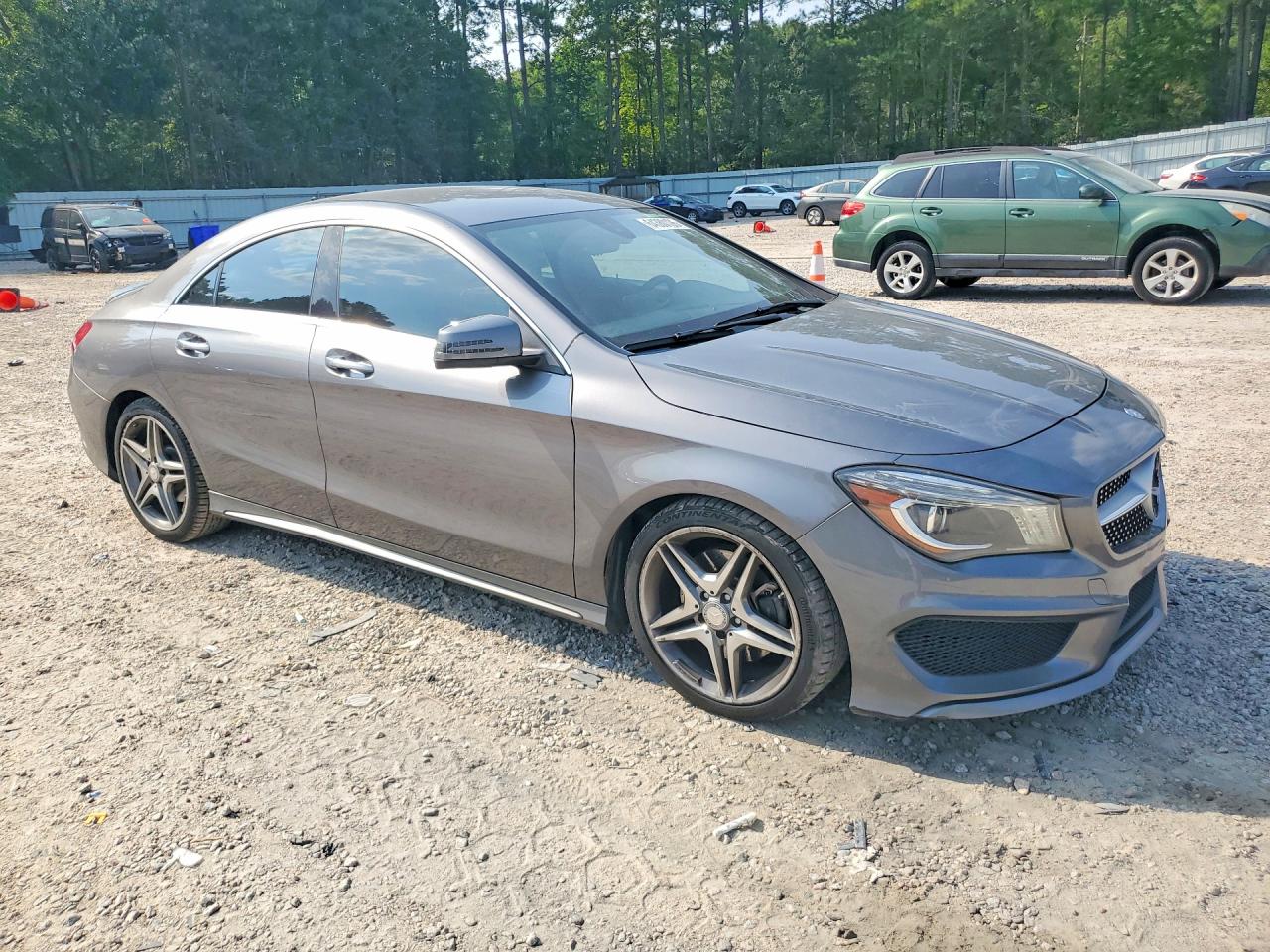 2015 Mercedes-benz Cla 250 Серебряный vin: WDDSJ4EB6FN182733