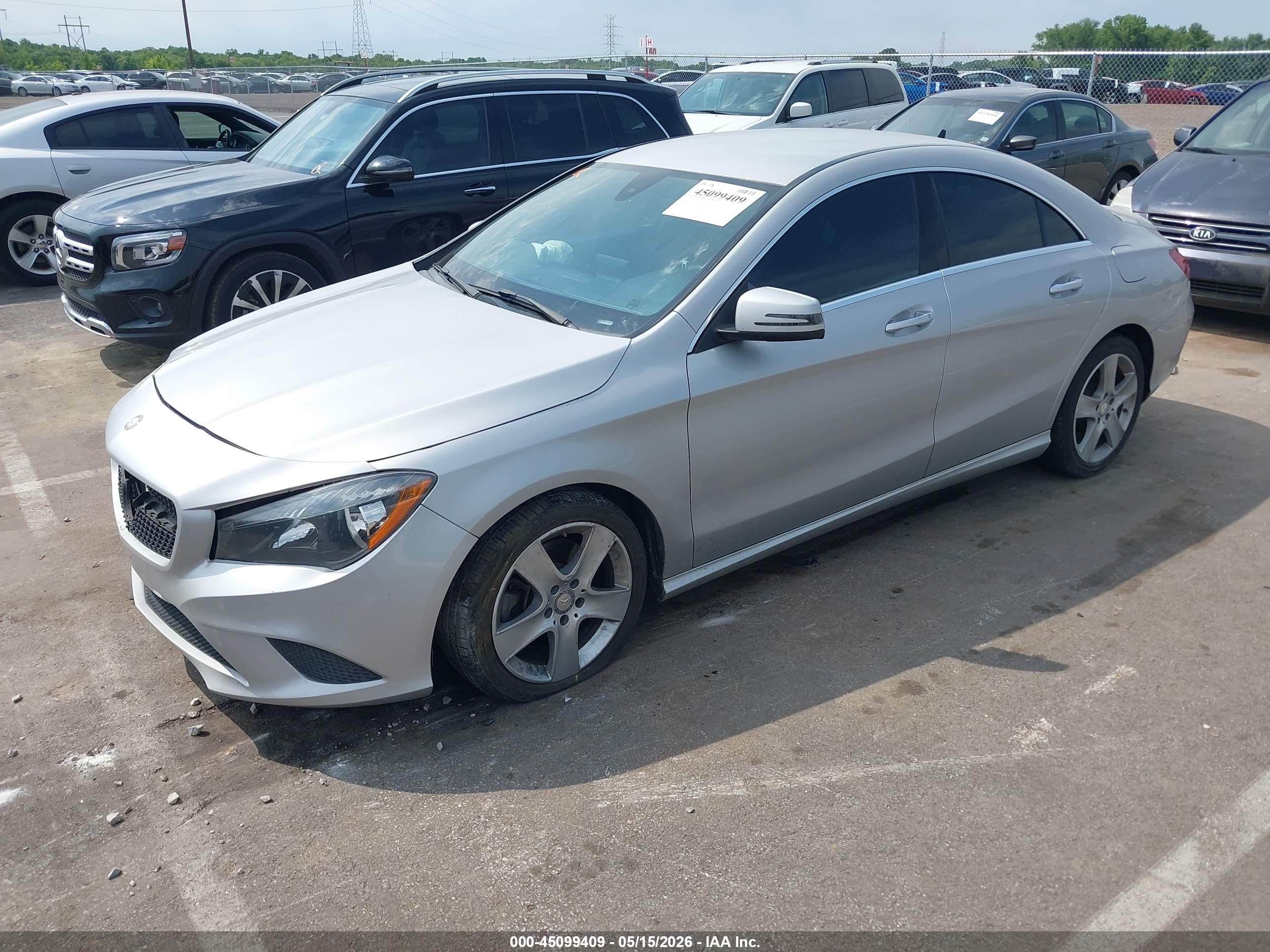 2015 Mercedes-benz Cla 250   Silver vin: WDDSJ4EB6FN192209