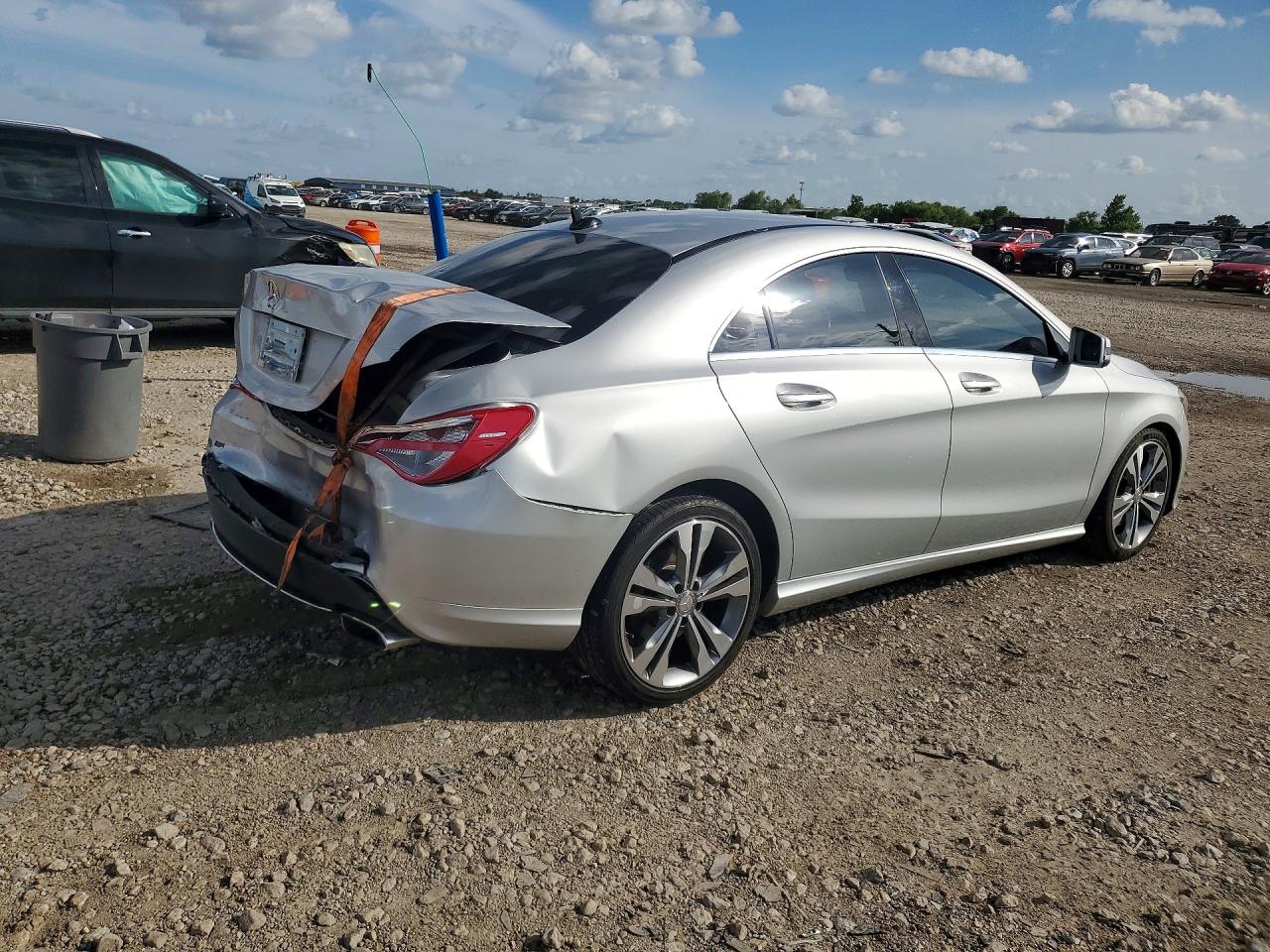 2015 Mercedes-benz Cla 250 Silver vin: WDDSJ4EB6FN193201