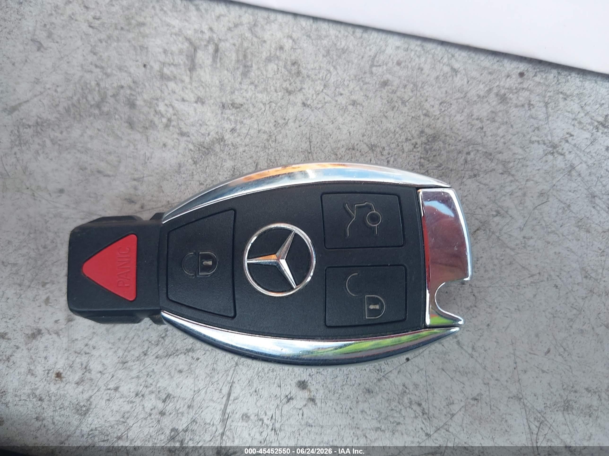2015 Mercedes-benz Cla 250   White vin: WDDSJ4EB6FN217898