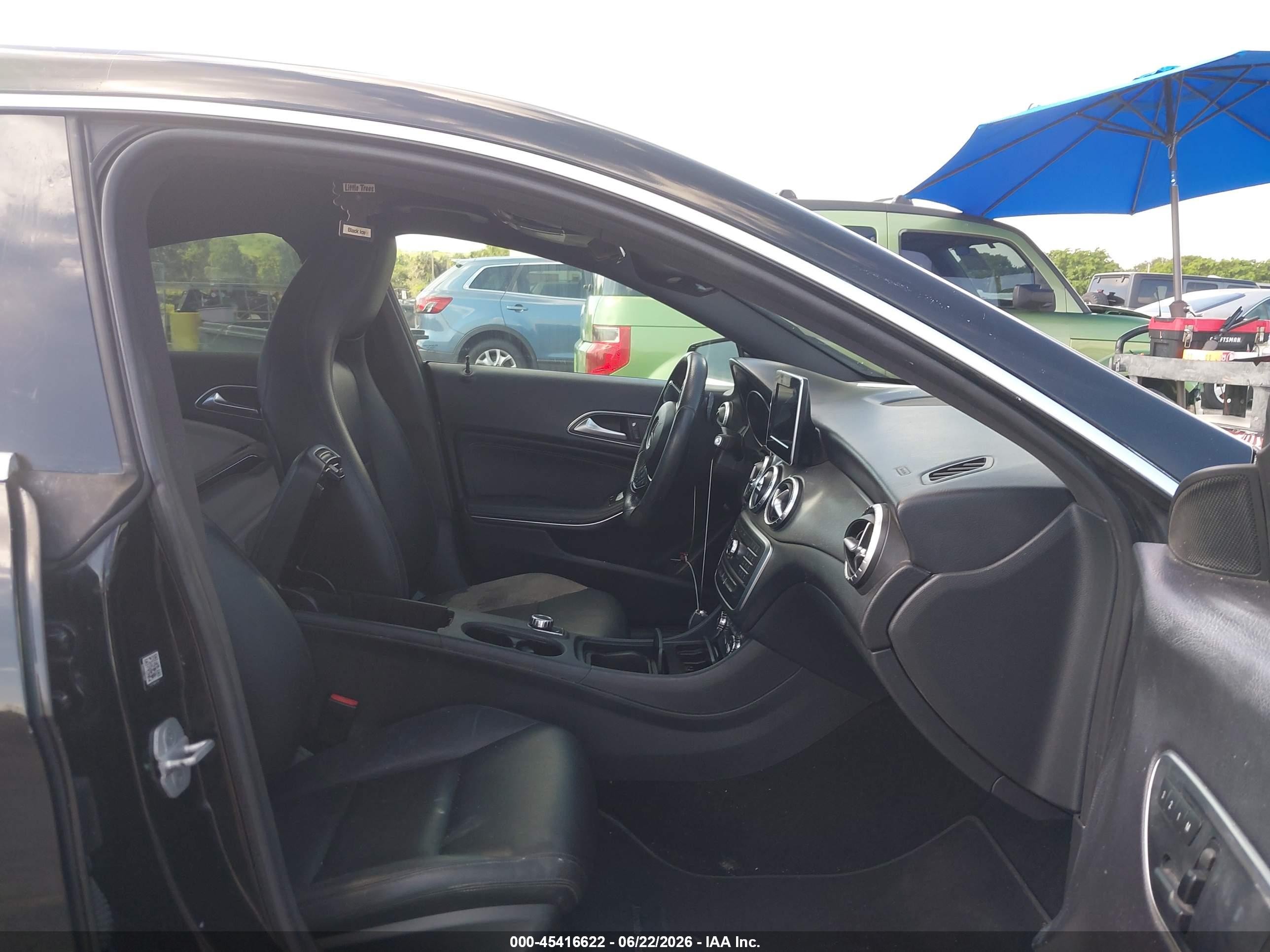 2015 Mercedes-benz Cla 250   Черный vin: WDDSJ4EB6FN222129
