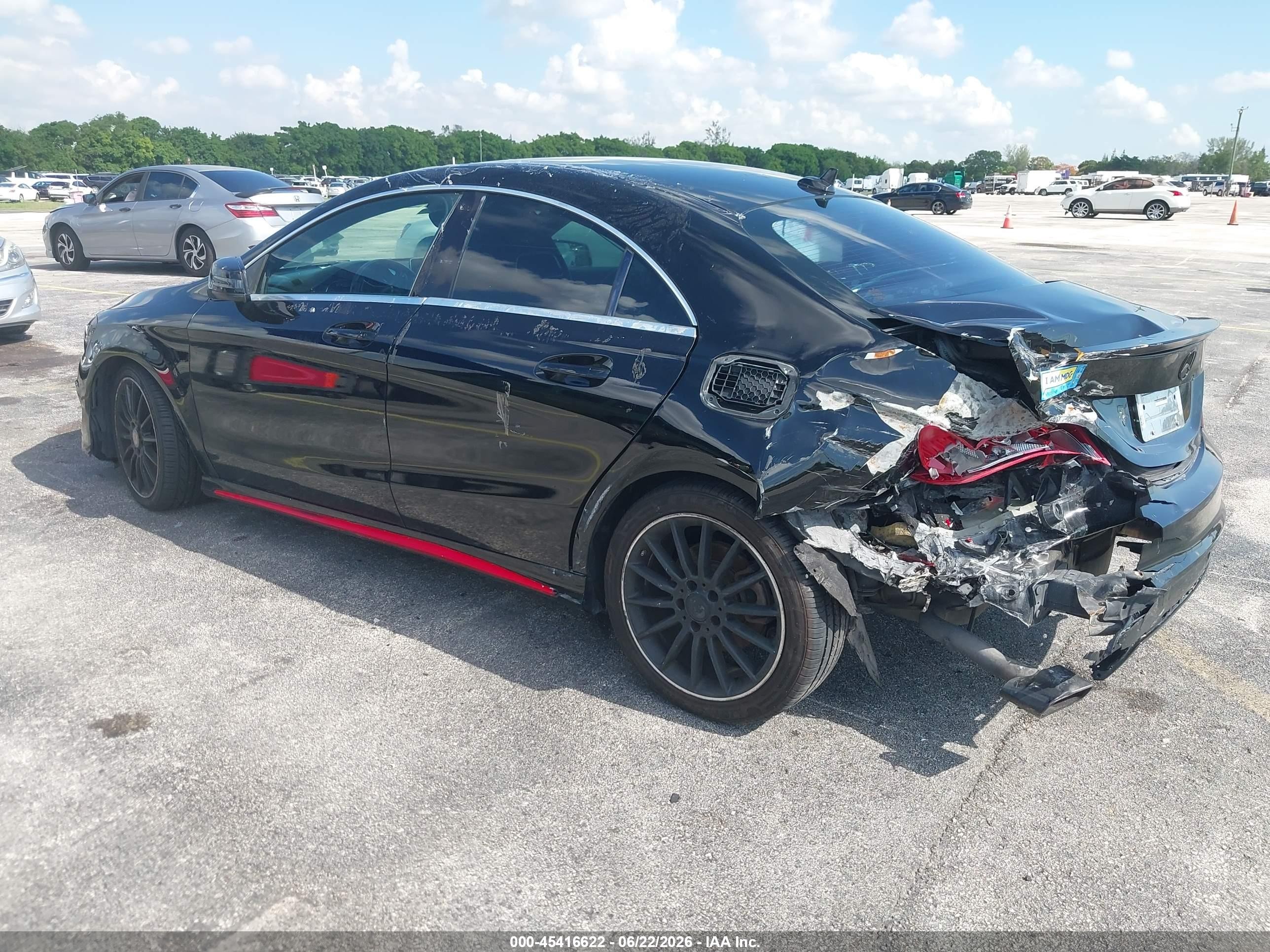 2015 Mercedes-benz Cla 250   Черный vin: WDDSJ4EB6FN222129