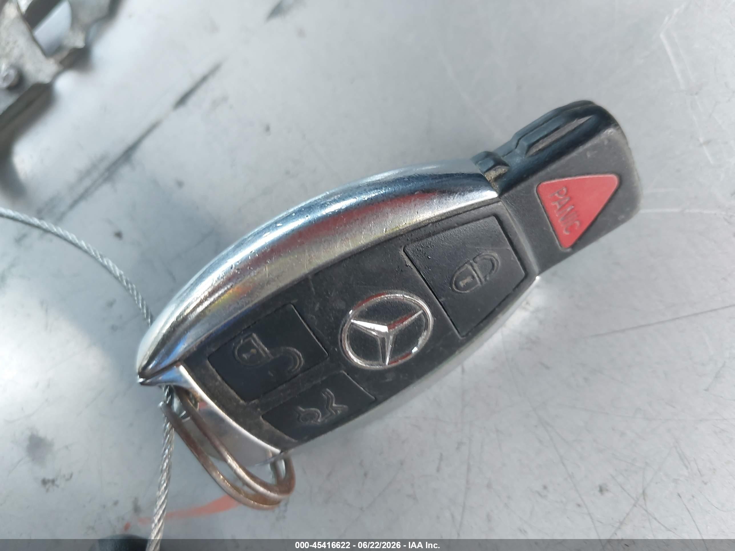 2015 Mercedes-benz Cla 250   Черный vin: WDDSJ4EB6FN222129