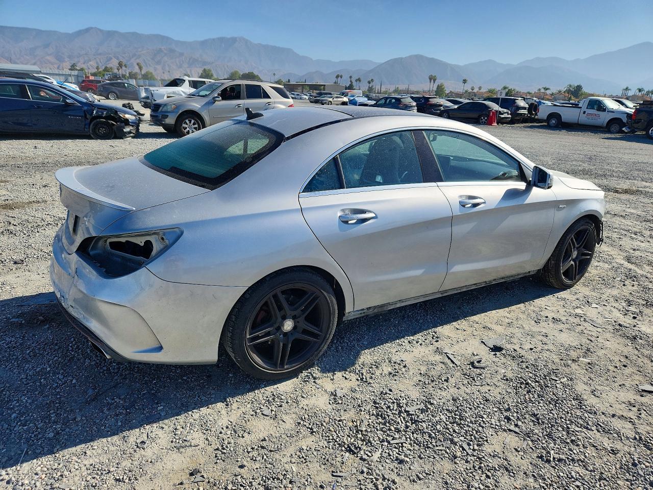 2015 Mercedes-benz Cla 250 Silver vin: WDDSJ4EB6FN263764