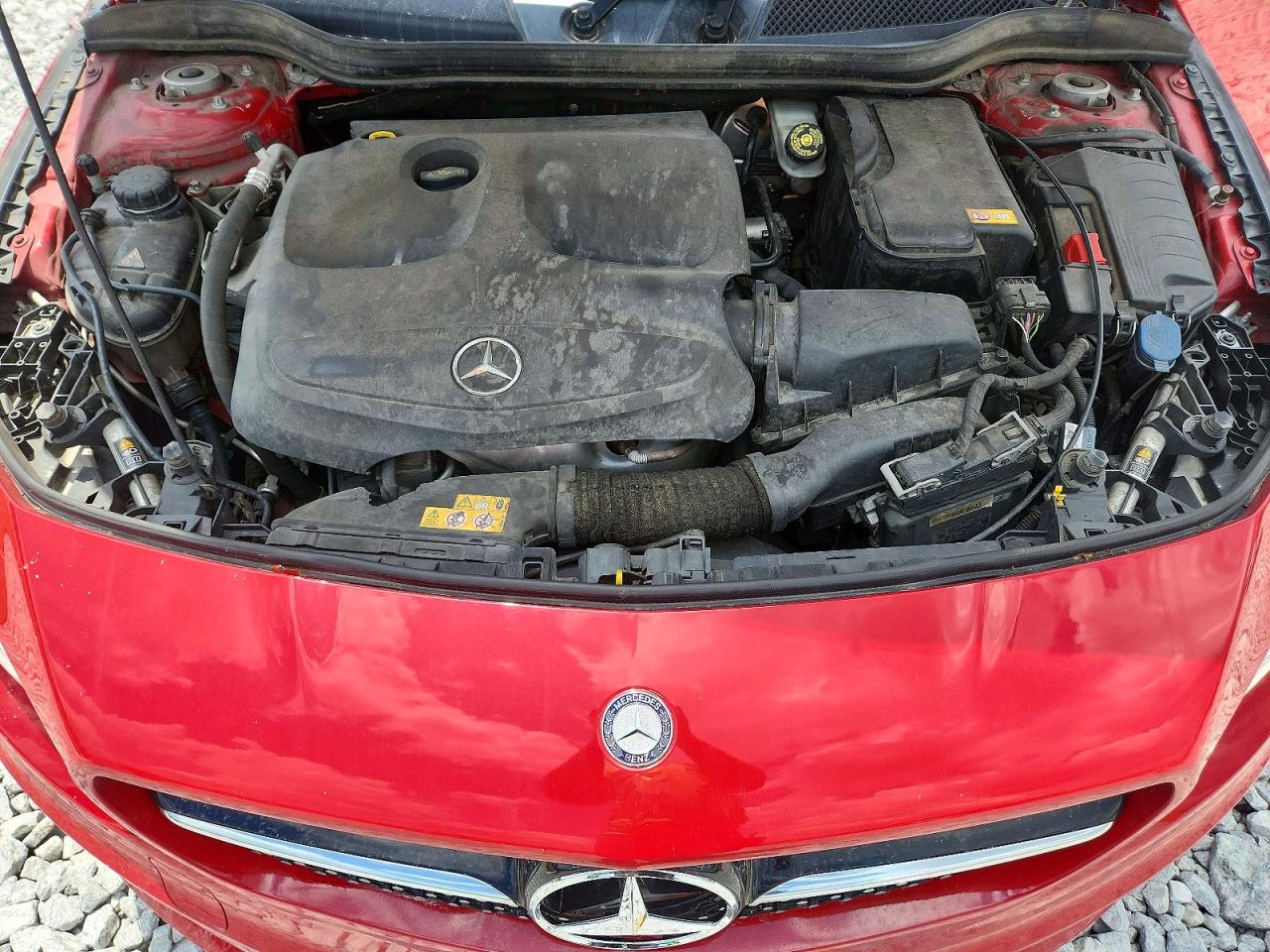 2016 Mercedes-benz Cla 250 Red vin: WDDSJ4EB6GN374896