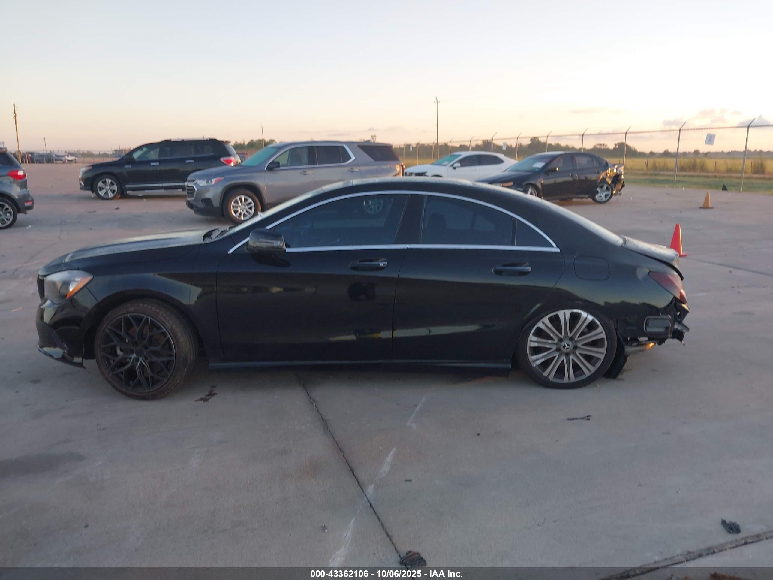 2019 Mercedes-benz Cla 250   Black vin: WDDSJ4EB6KN714623