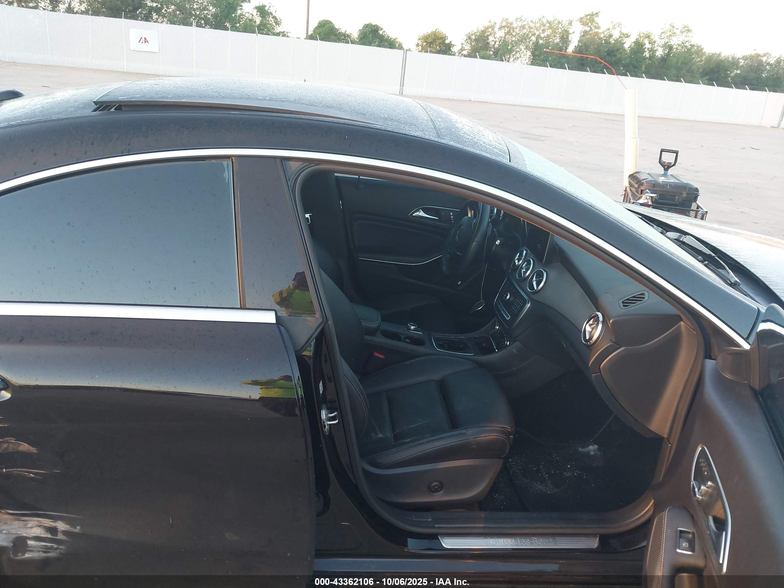 2019 Mercedes-benz Cla 250   Black vin: WDDSJ4EB6KN714623