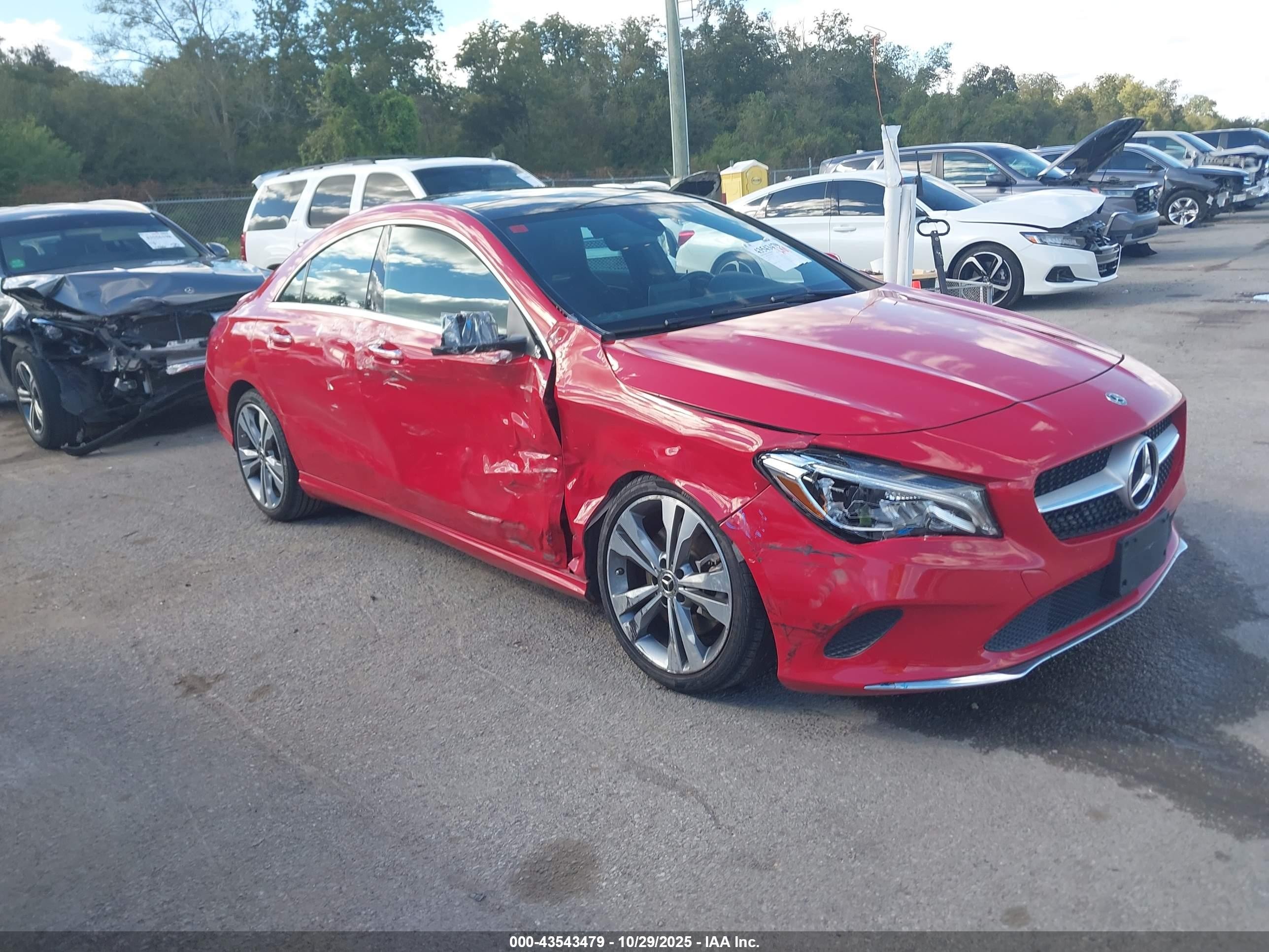2019 Mercedes-benz Cla 250   Red vin: WDDSJ4EB6KN738436