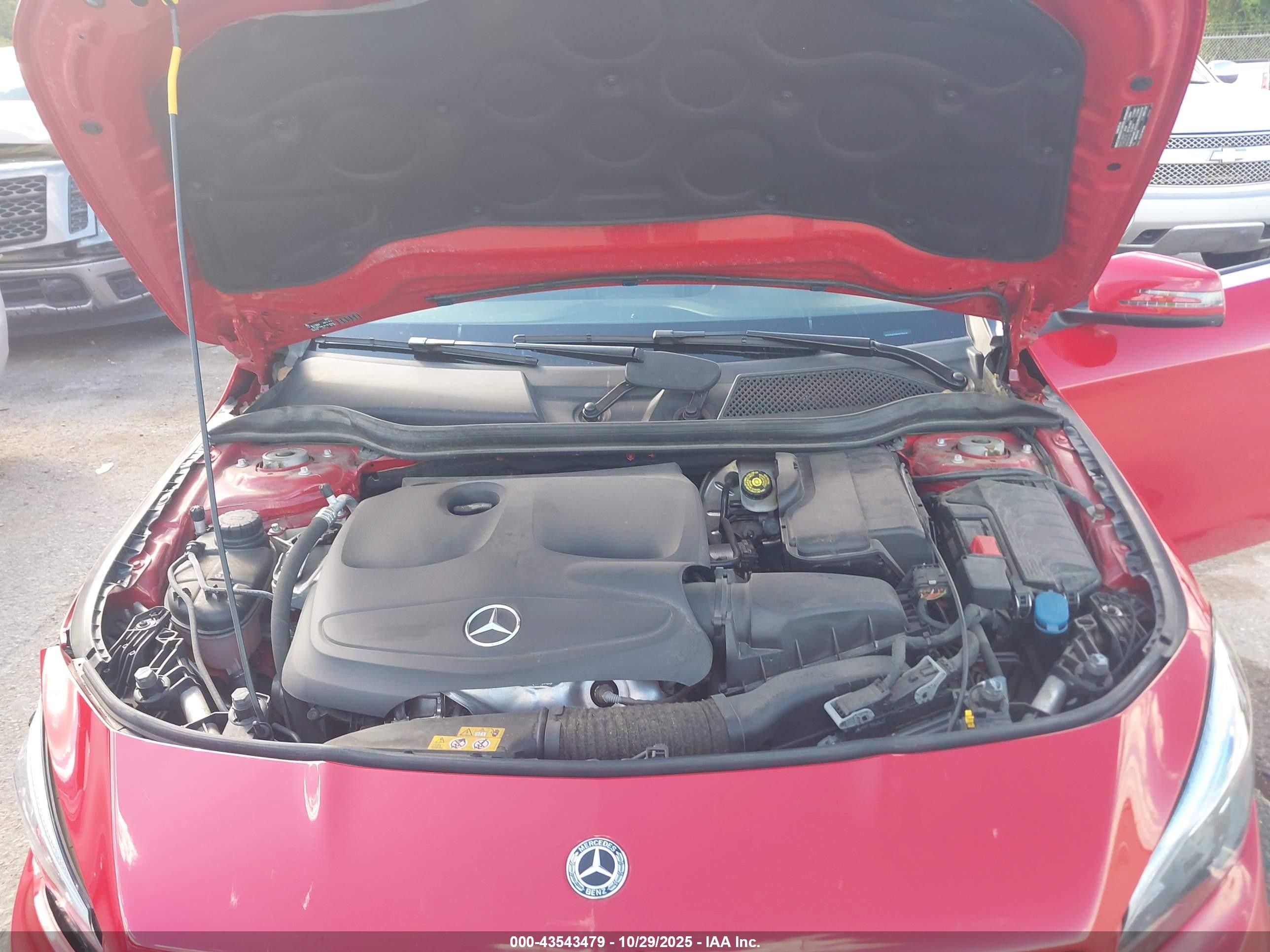 2019 Mercedes-benz Cla 250   Red vin: WDDSJ4EB6KN738436