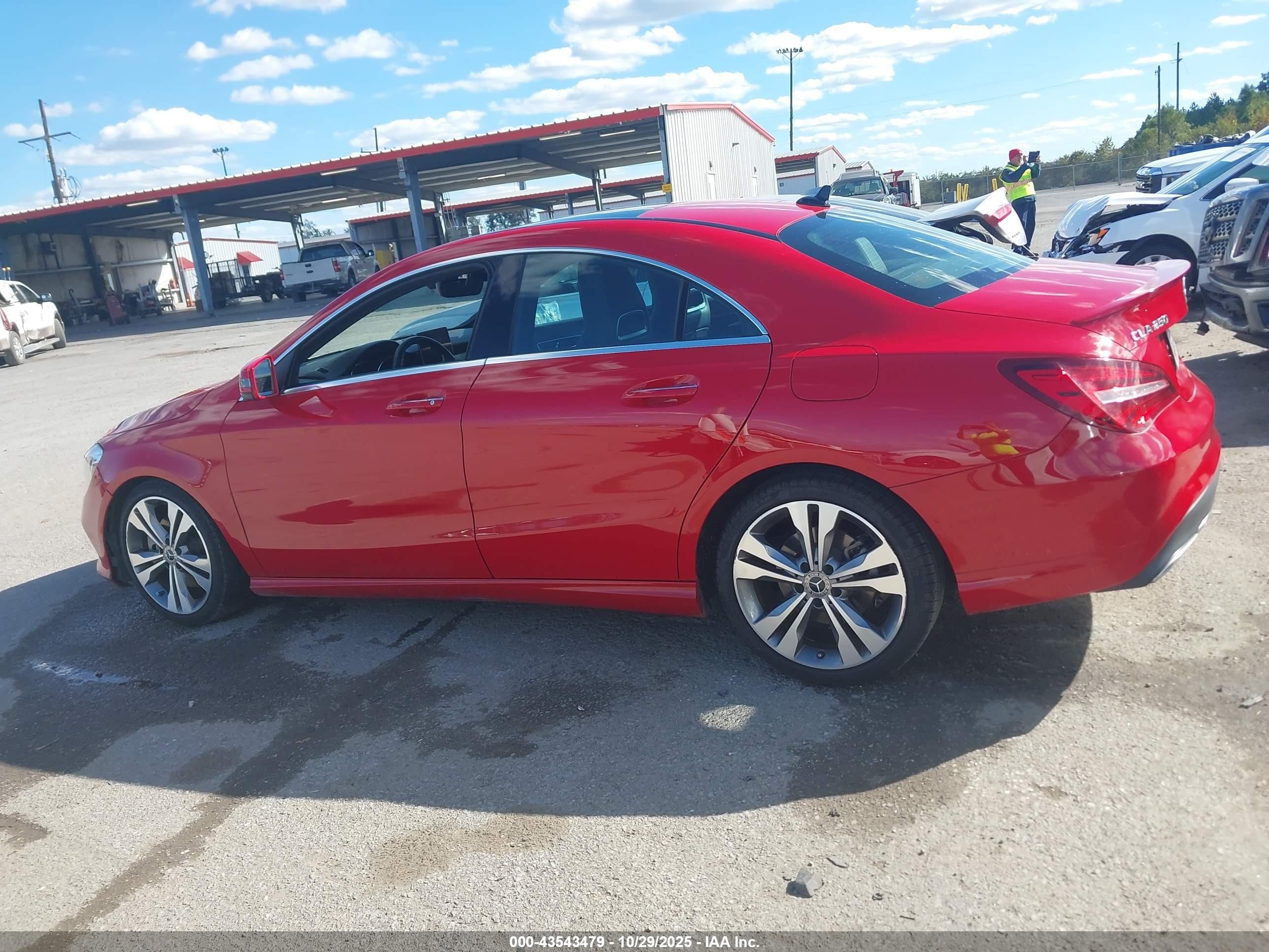 2019 Mercedes-benz Cla 250   Red vin: WDDSJ4EB6KN738436