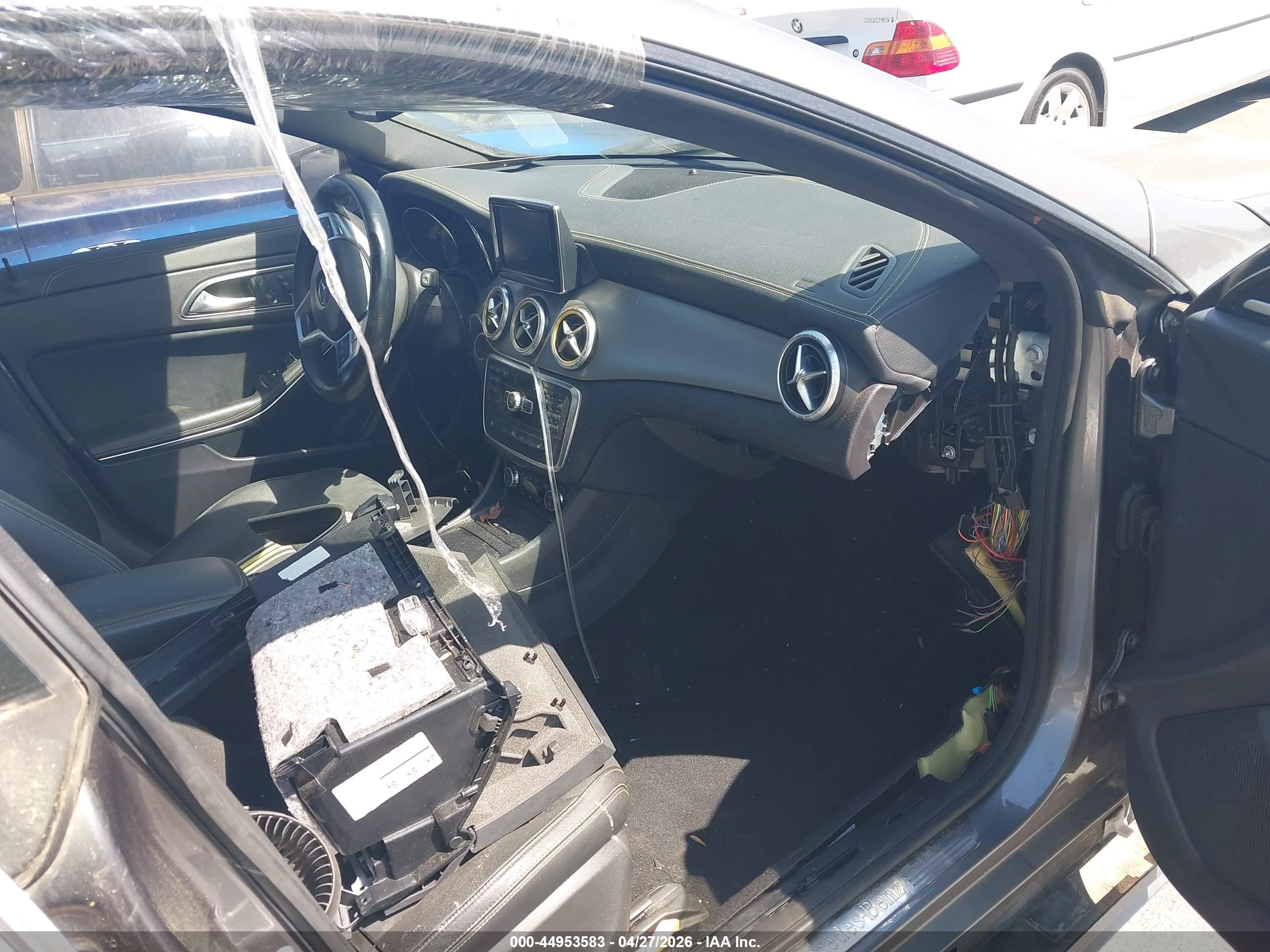 2014 Mercedes-benz Cla 250   Gray vin: WDDSJ4EB7EN025257
