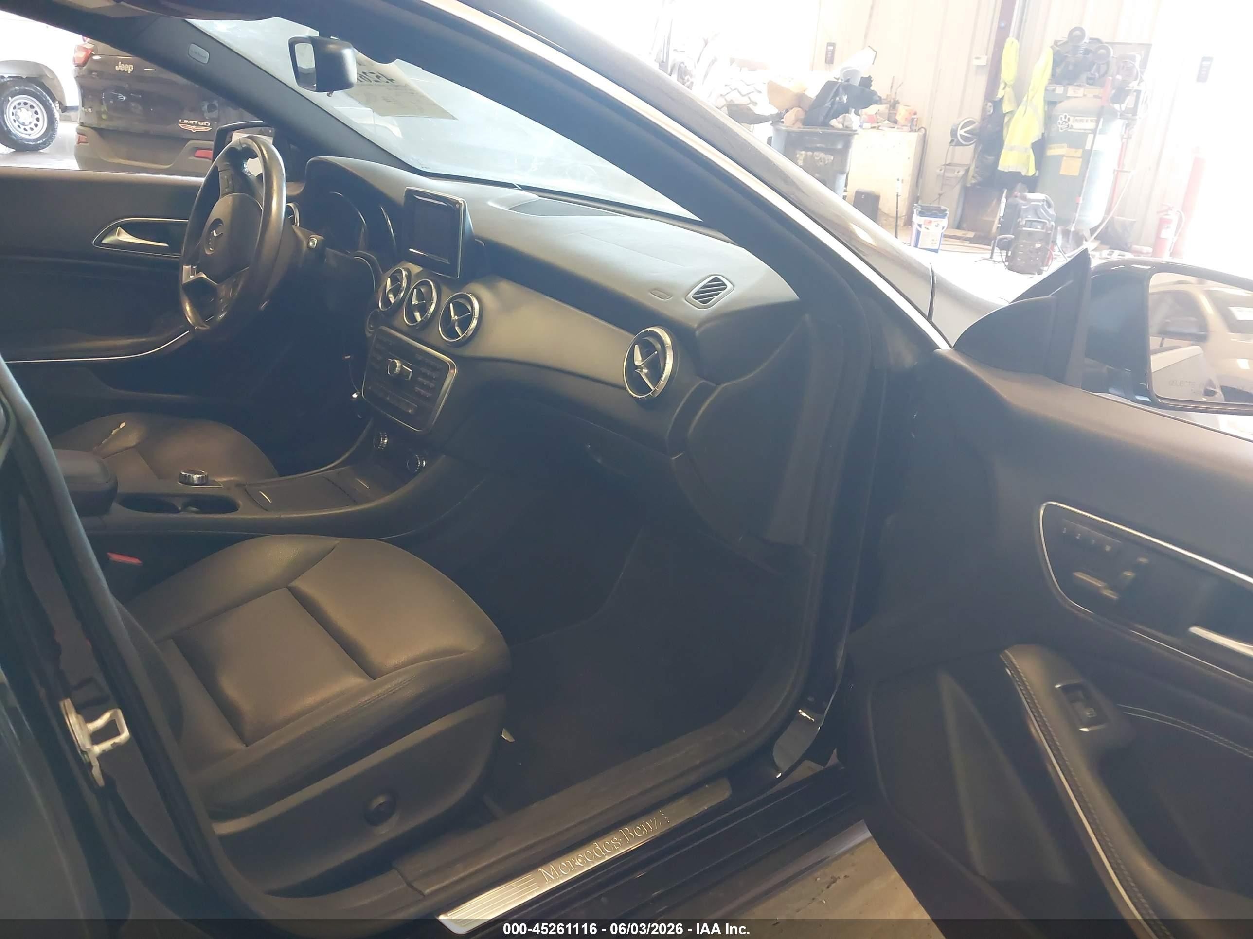2014 Mercedes-benz Cla 250 Black vin: WDDSJ4EB7EN041104