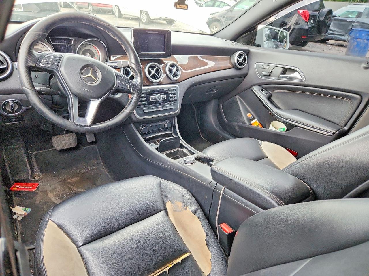 2014 Mercedes-benz Cla 250 White vin: WDDSJ4EB7EN050269