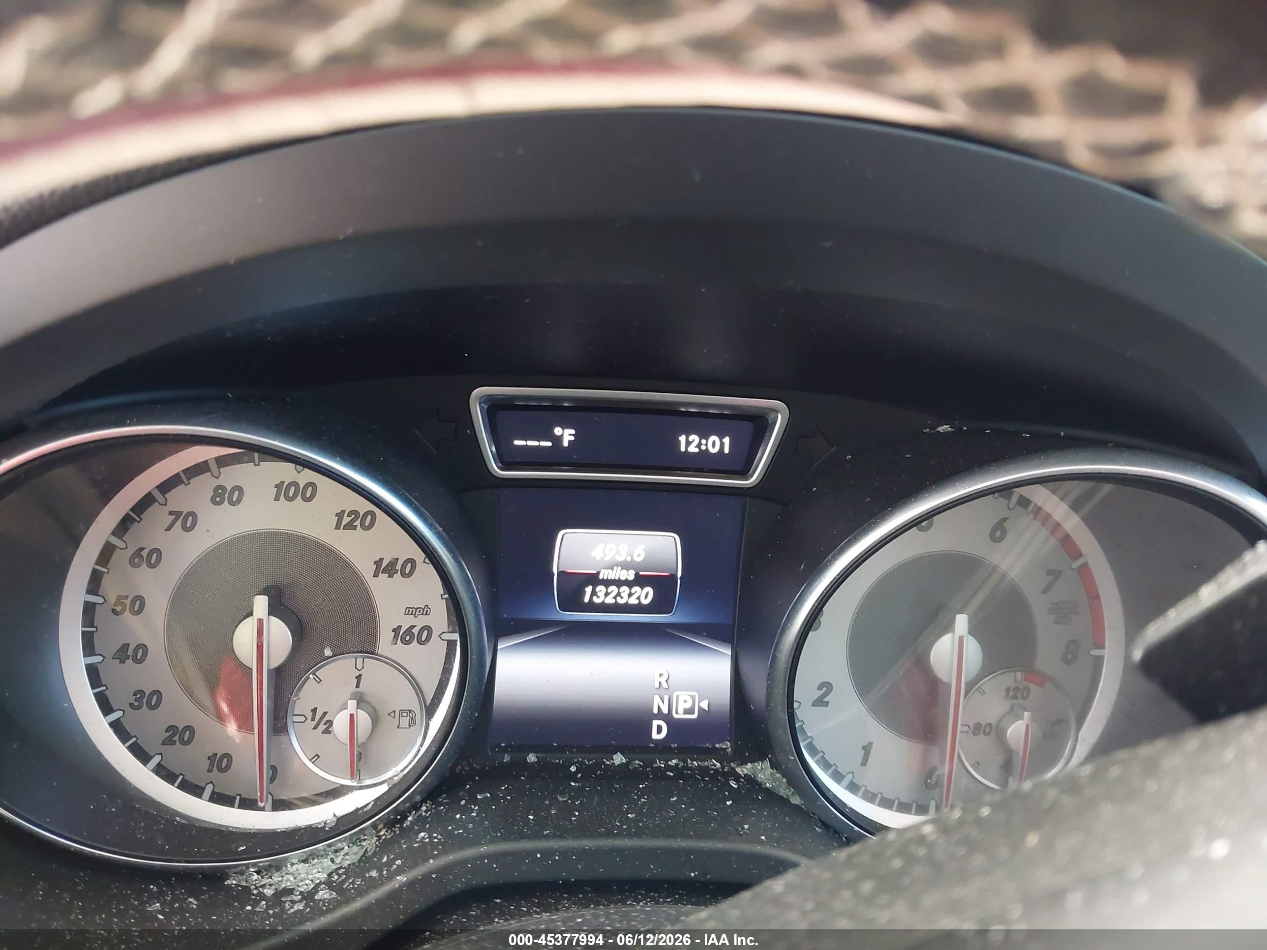 2014 Mercedes-benz Cla 250   Silver vin: WDDSJ4EB7EN056735
