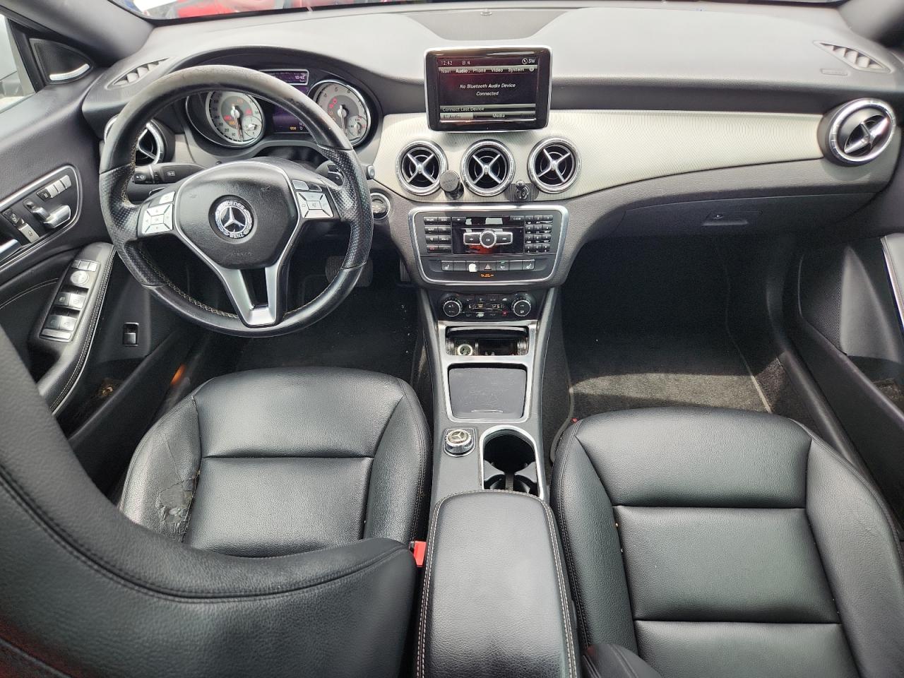 2014 Mercedes-benz Cla 250 Silver vin: WDDSJ4EB7EN065872