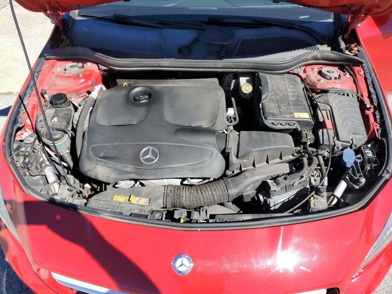 2014 Mercedes-benz Cla 250 Red vin: WDDSJ4EB7EN092649