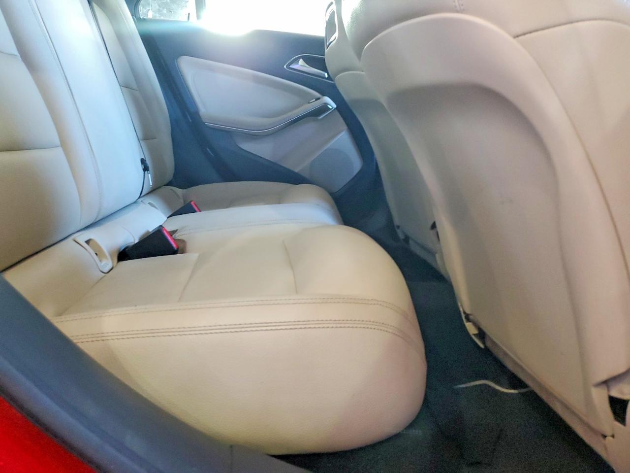 2014 Mercedes-benz Cla 250 Red vin: WDDSJ4EB7EN092649