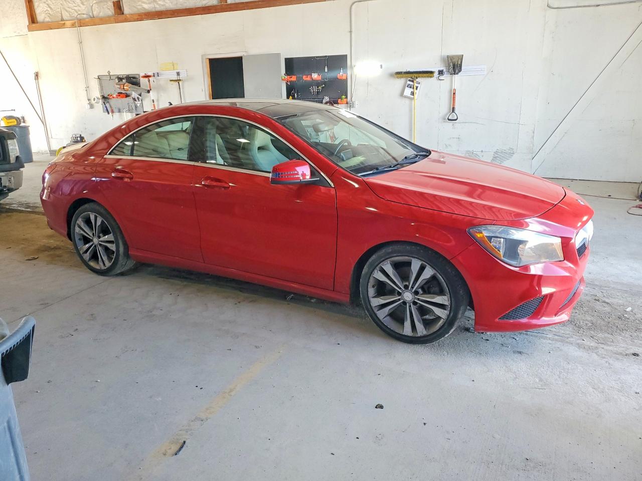 2014 Mercedes-benz Cla 250 Red vin: WDDSJ4EB7EN092649