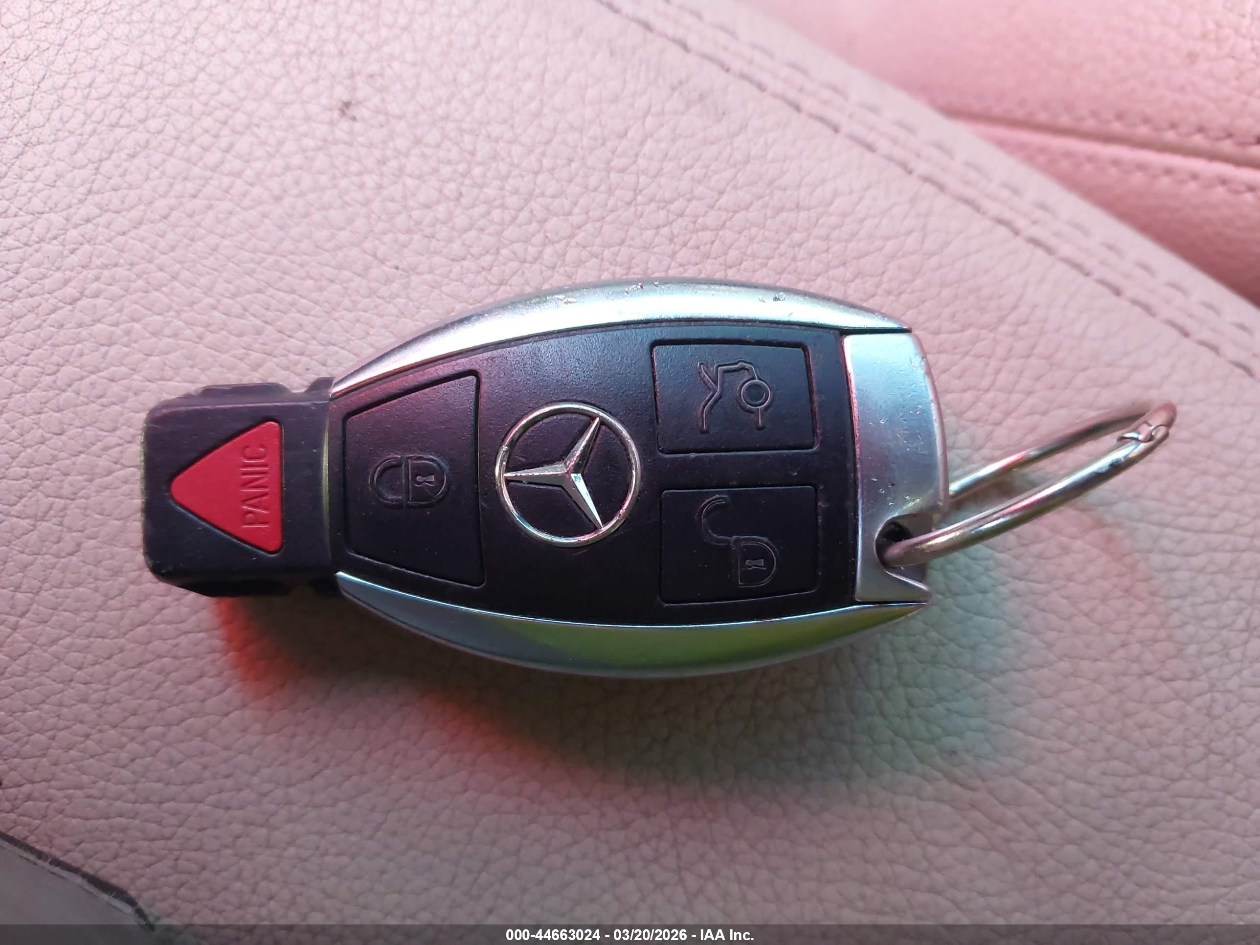 2014 Mercedes-benz Cla 250   Red vin: WDDSJ4EB7EN125827