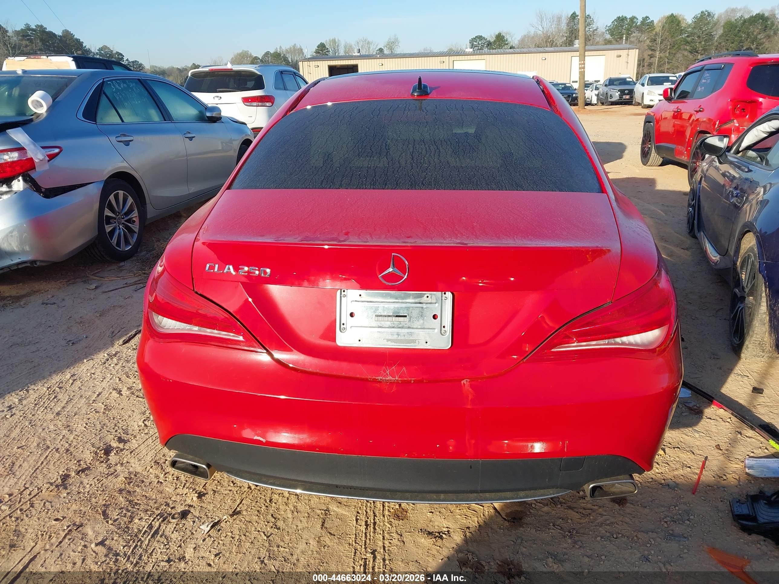 2014 Mercedes-benz Cla 250   Red vin: WDDSJ4EB7EN125827