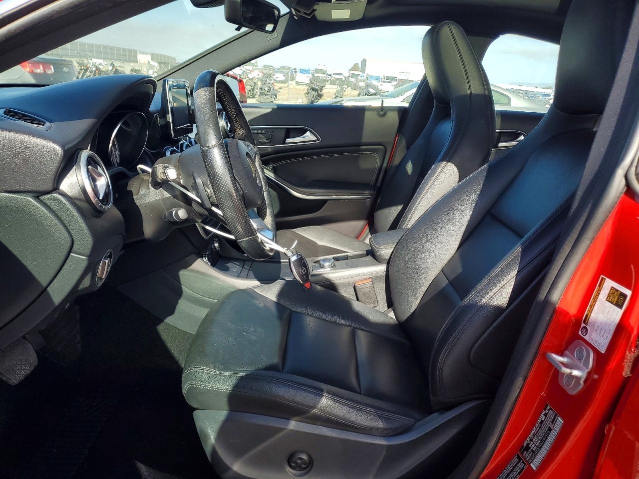 2015 Mercedes-benz Cla 250 Red vin: WDDSJ4EB7FN197595