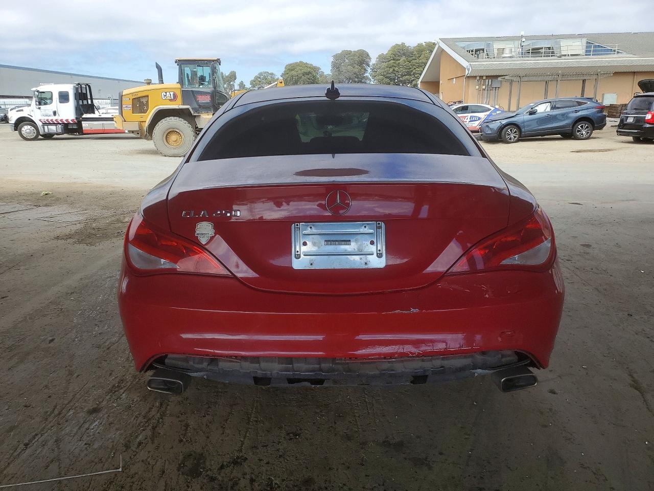 2015 Mercedes-benz Cla 250 Red vin: WDDSJ4EB7FN197662