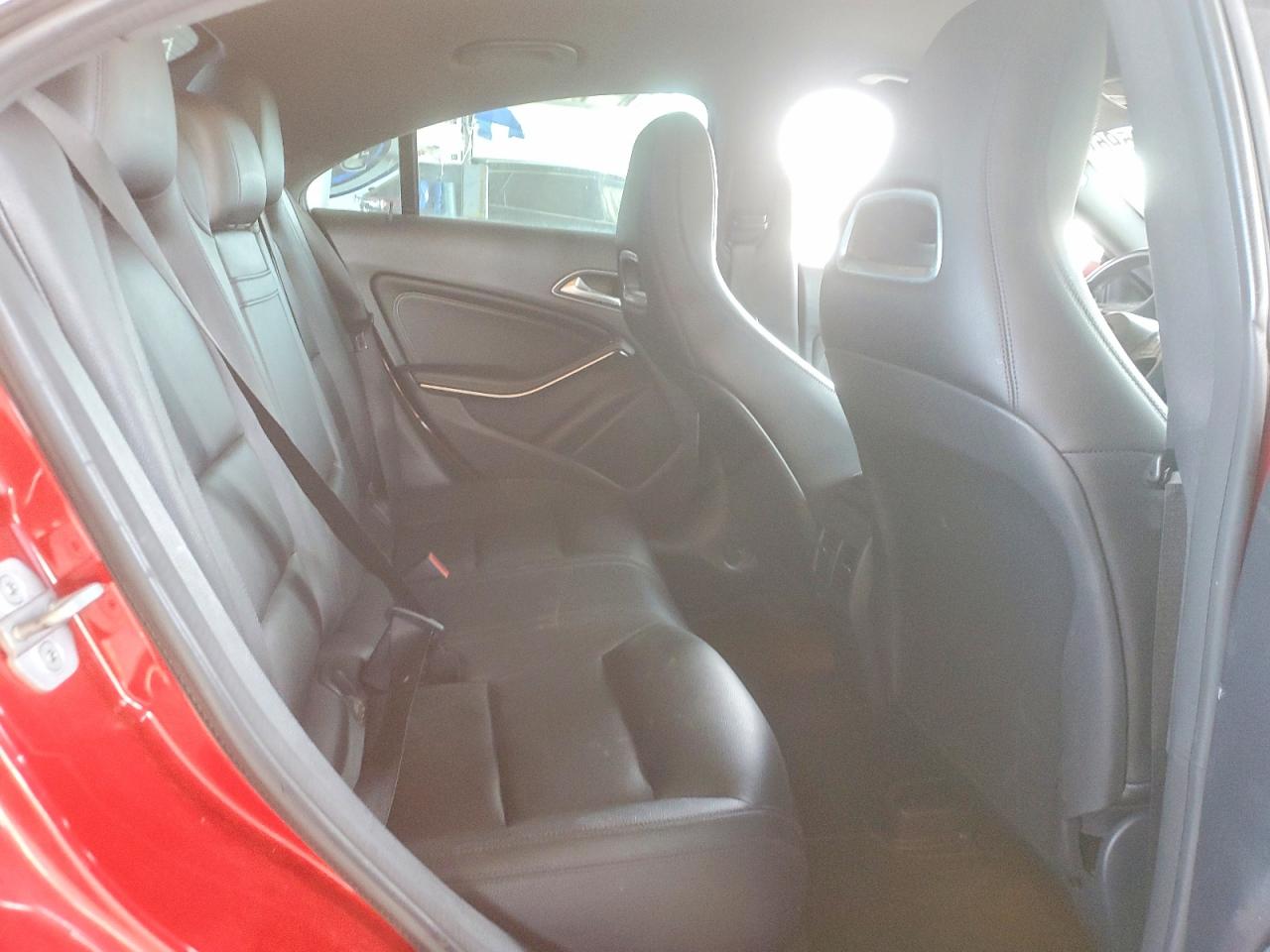 2015 Mercedes-benz Cla 250 Red vin: WDDSJ4EB7FN197662
