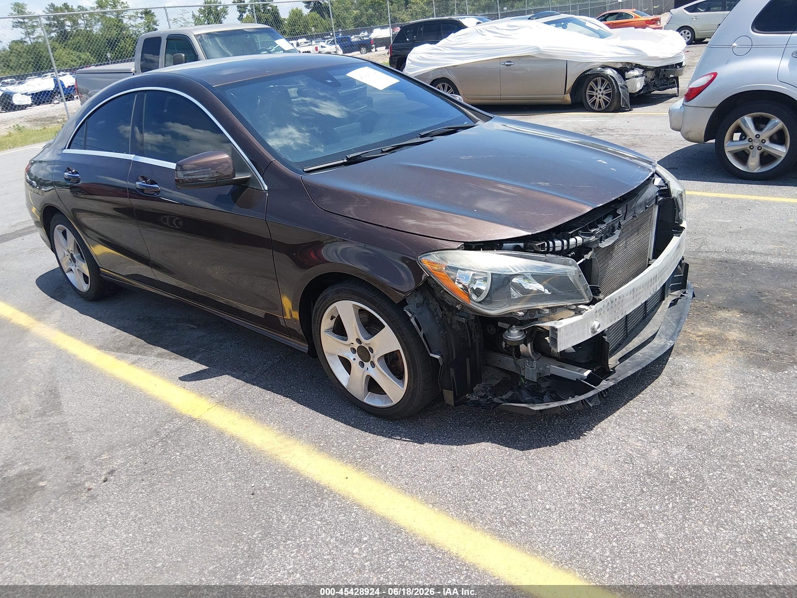 2015 Mercedes-benz Cla 250   Brown vin: WDDSJ4EB7FN210636